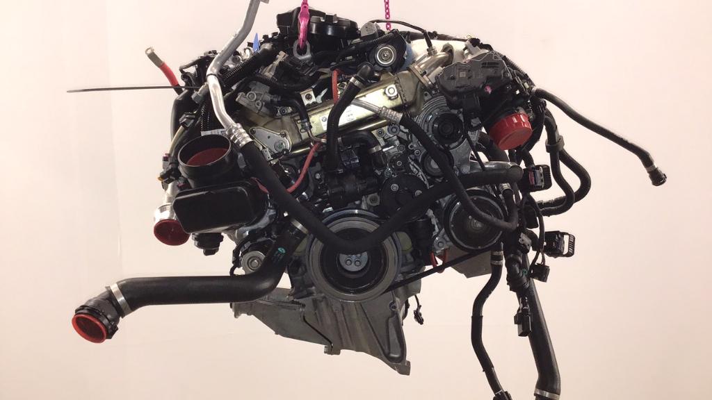 Motor ohne Anbauteile