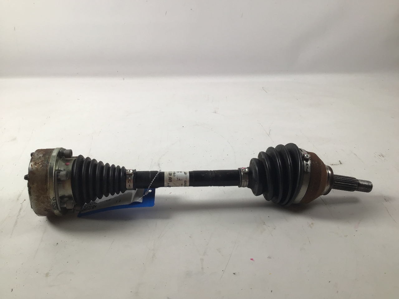 Arbre d'entraînement avant gauche VW Polo V (6R, 6C) 1.2  51 kW  69 PS (06.2009-> ) Arbre d'entraînement avant gauche VW Polo V (6R, 6C) 1.2  51 kW  69 PS (06.2009-> )