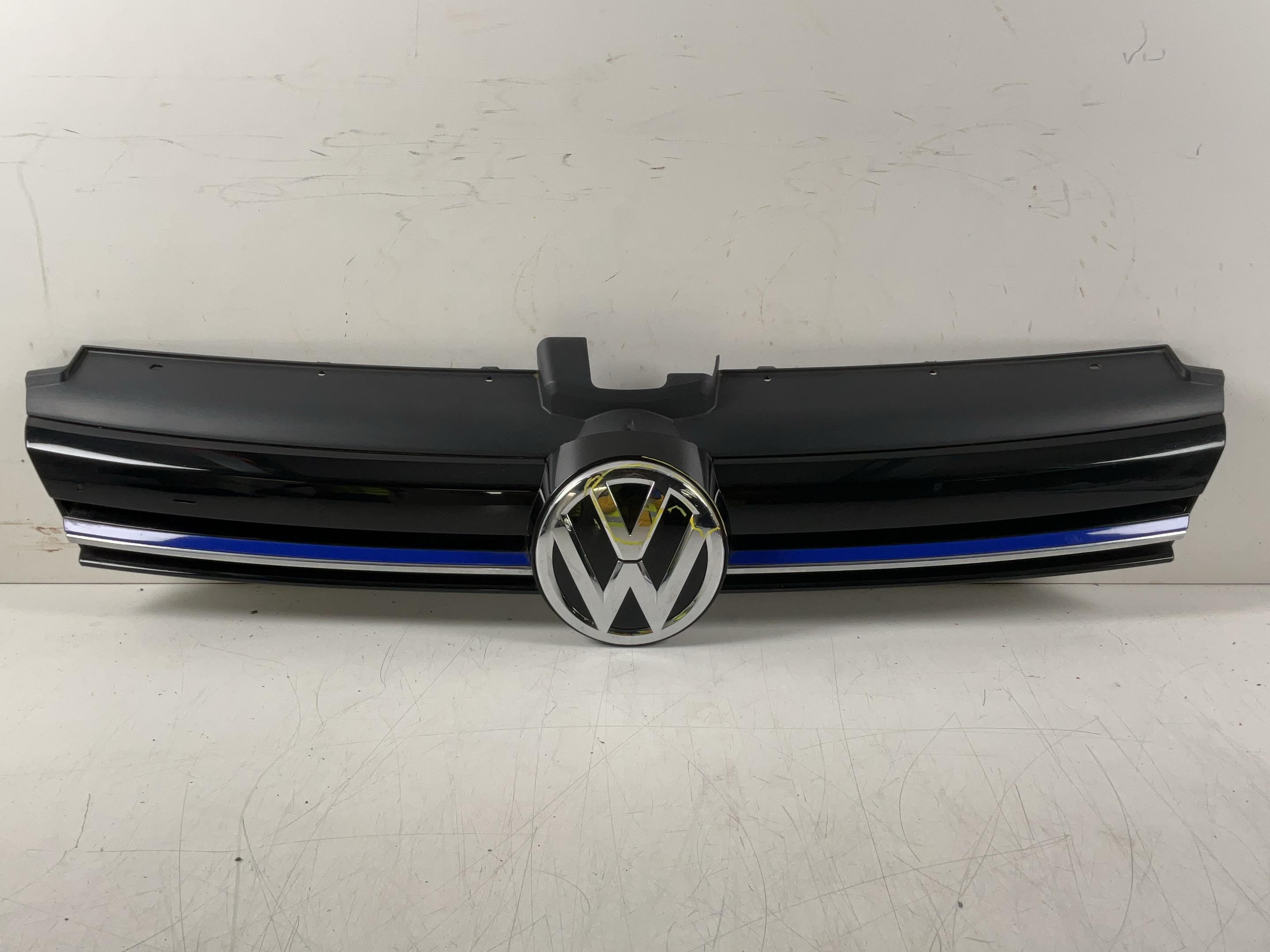 Radiator grille VW Golf VII (5G) 1.0 TSI  63 kW  86 PS (01.2017-> )