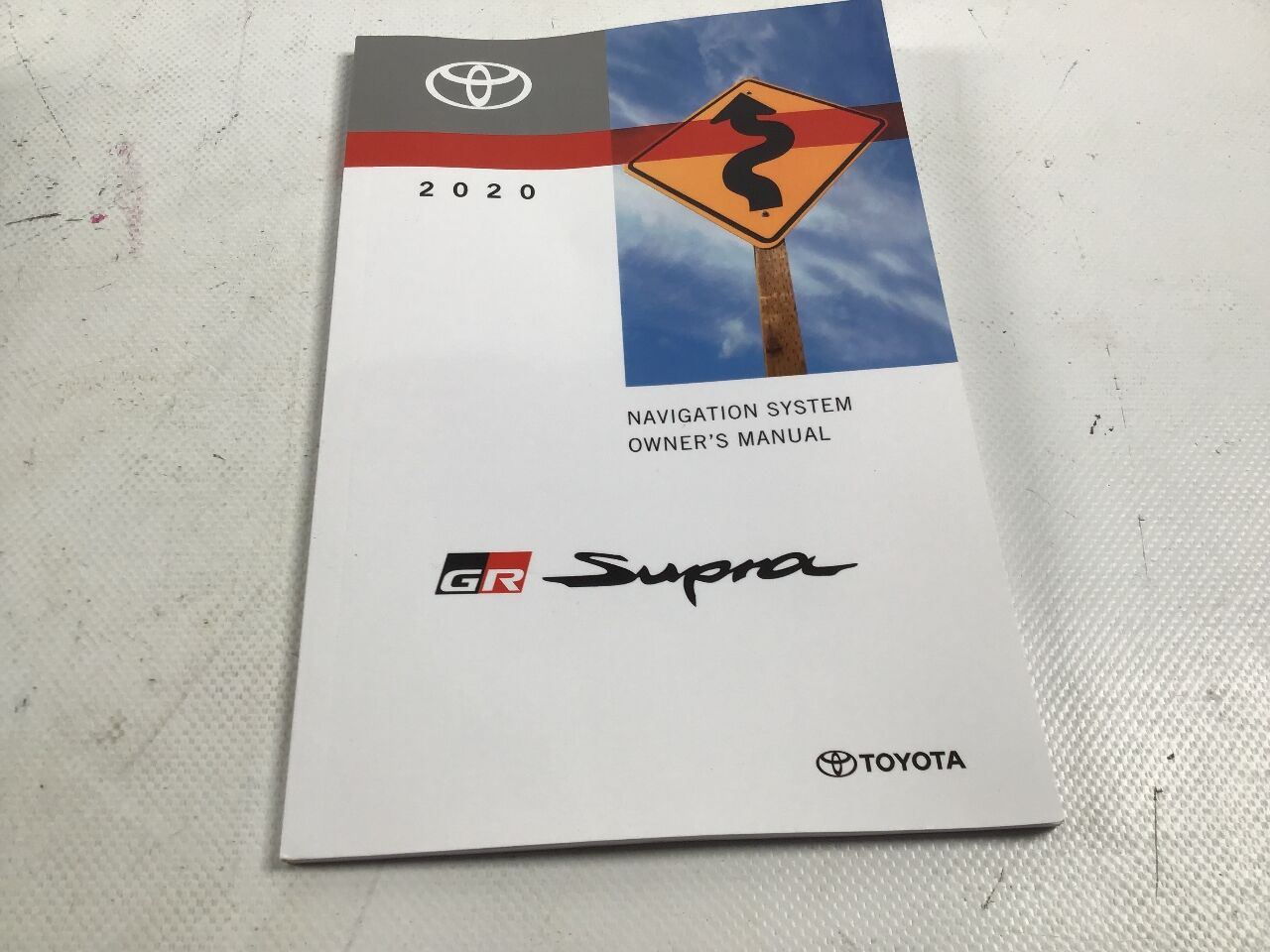 Bordbuch TOYOTA Supra (DB) 3.0 GR  250 kW  340 PS (03.2019-> )