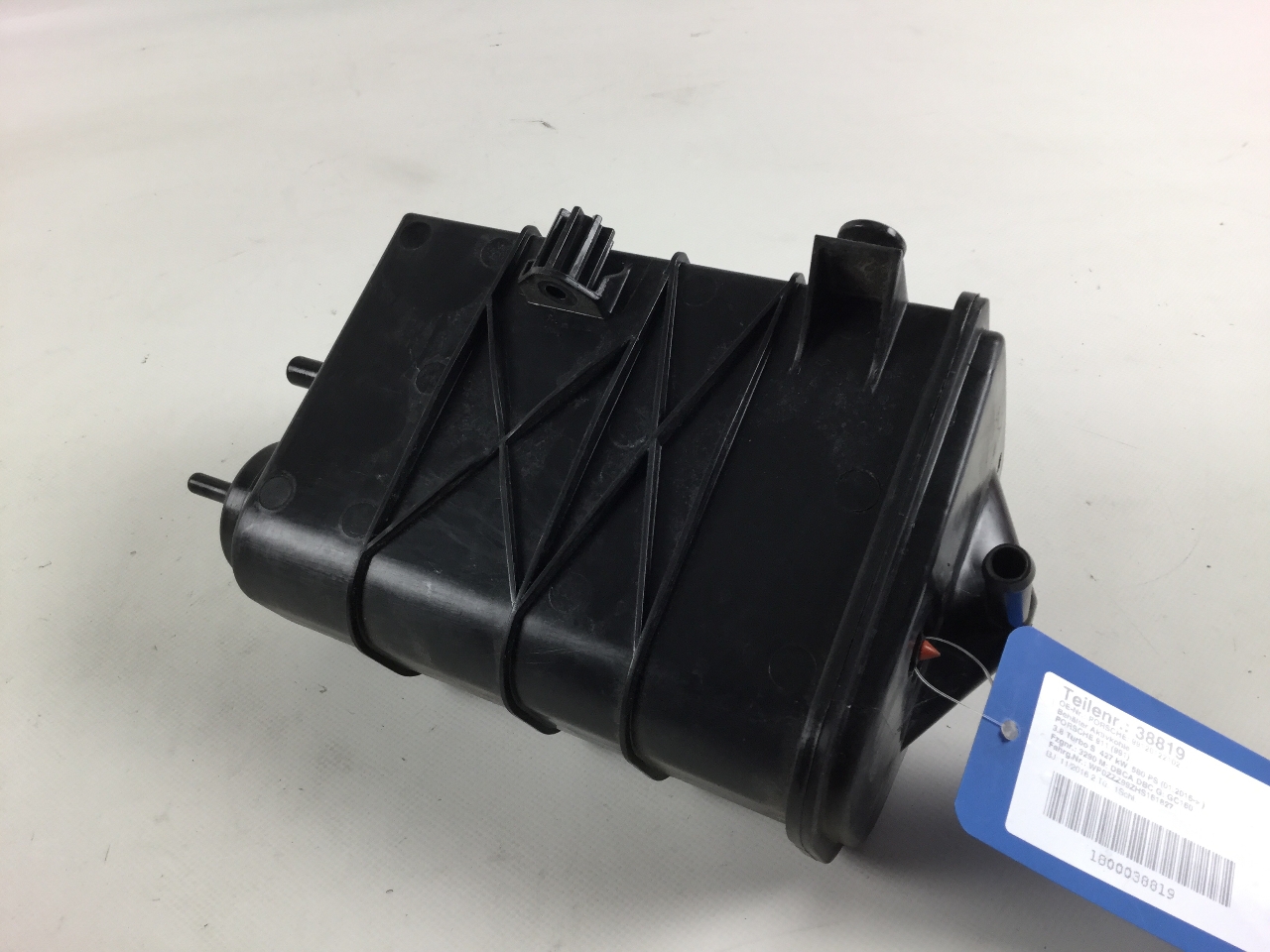 Réservoir de charbon actif PORSCHE 911 (991) 3.8 Turbo S  427 kW  580 PS (01.2016-> ) Réservoir de charbon actif PORSCHE 911 (991) 3.8 Turbo S  427 kW  580 PS (01.2016-> )