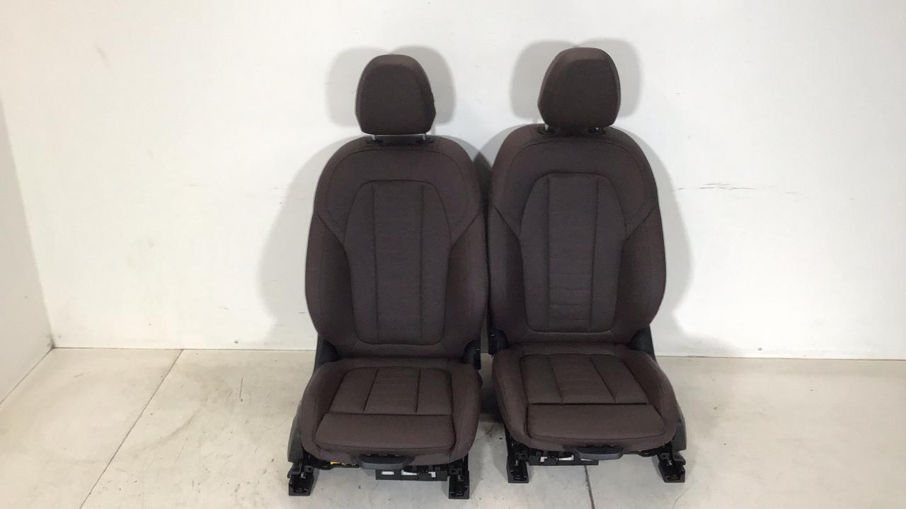 Innenausstattung BMW X3 (G01, F97) xDrive 30e Plug-in-Hybrid  120 kW  163 PS (12.2019-> ) Innenausstattung BMW X3 (G01, F97) xDrive 30e Plug-in-Hybrid  120 kW  163 PS (12.2019-> )