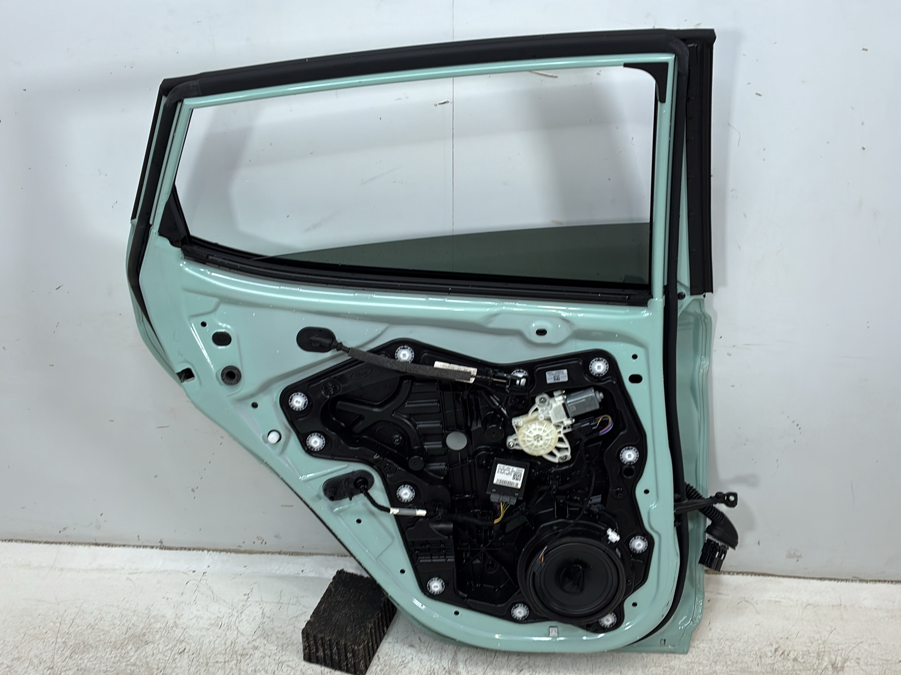 ușă stânga spate FORD Fiesta VII (HJ, HF) 1.1  52 kW  70 PS (05.2017-> )