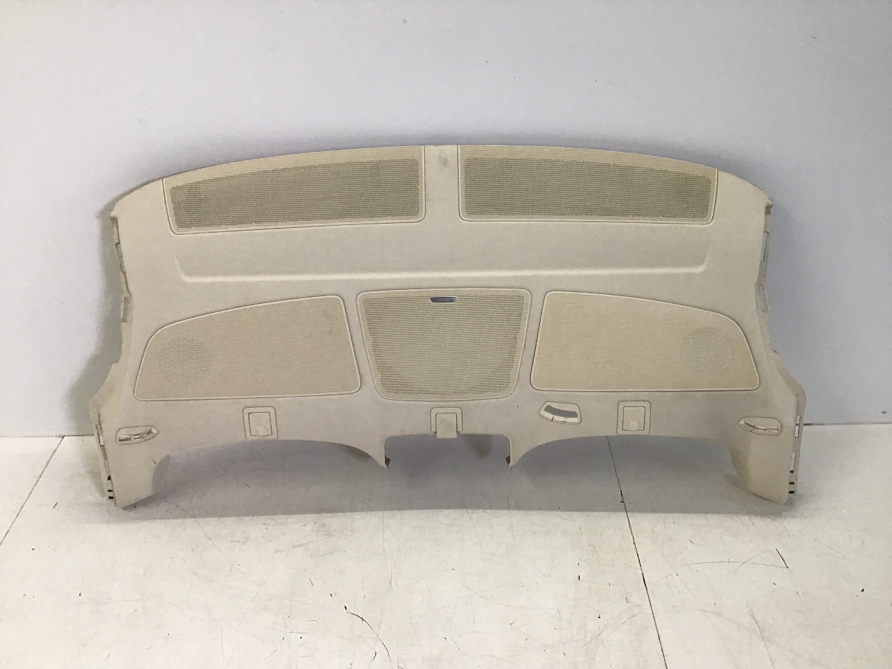 Rear window shelf AUDI A8 (4H) 3.0 TDI quattro  184 kW  250 PS (07.2010-01.2018) Rear window shelf AUDI A8 (4H) 3.0 TDI quattro  184 kW  250 PS (07.2010-01.2018)