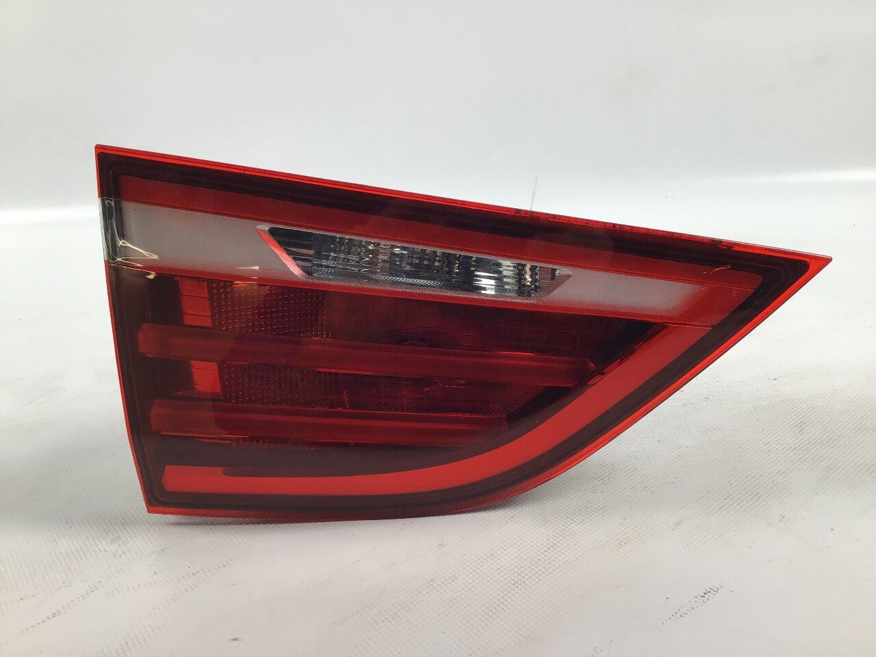 Achterlicht binnen links BMW 2er Gran Tourer (F46) 218i  100 kW  136 PS (03.2015-02.2018)