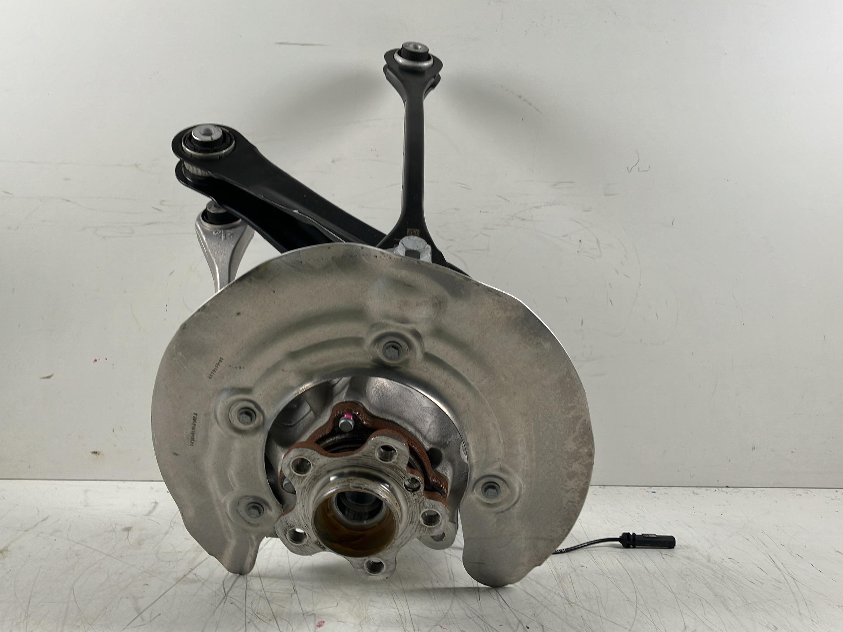 Axă stânga spate BMW X3 (G01, F97) xDrive 20i  135 kW  184 PS (12.2017-> )