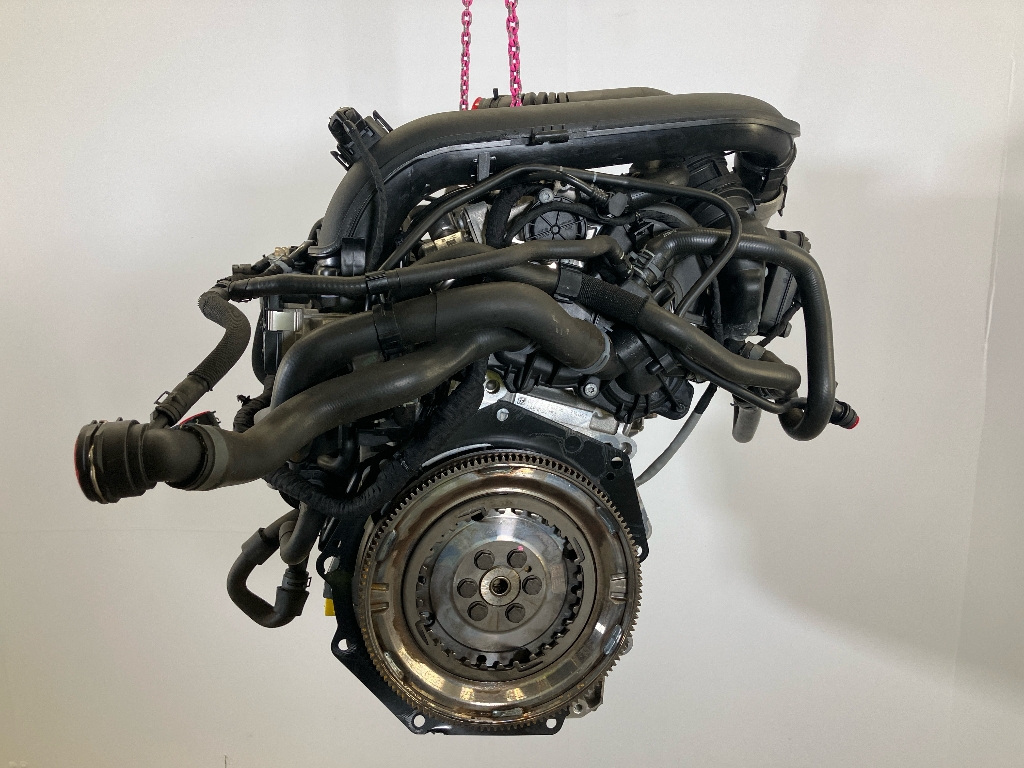 Motor ohne Anbauteile VW Golf VII (5G) 1.4 TSI  110 kW  150 PS (05.2014-> ) Motor ohne Anbauteile VW Golf VII (5G) 1.4 TSI  110 kW  150 PS (05.2014-> )