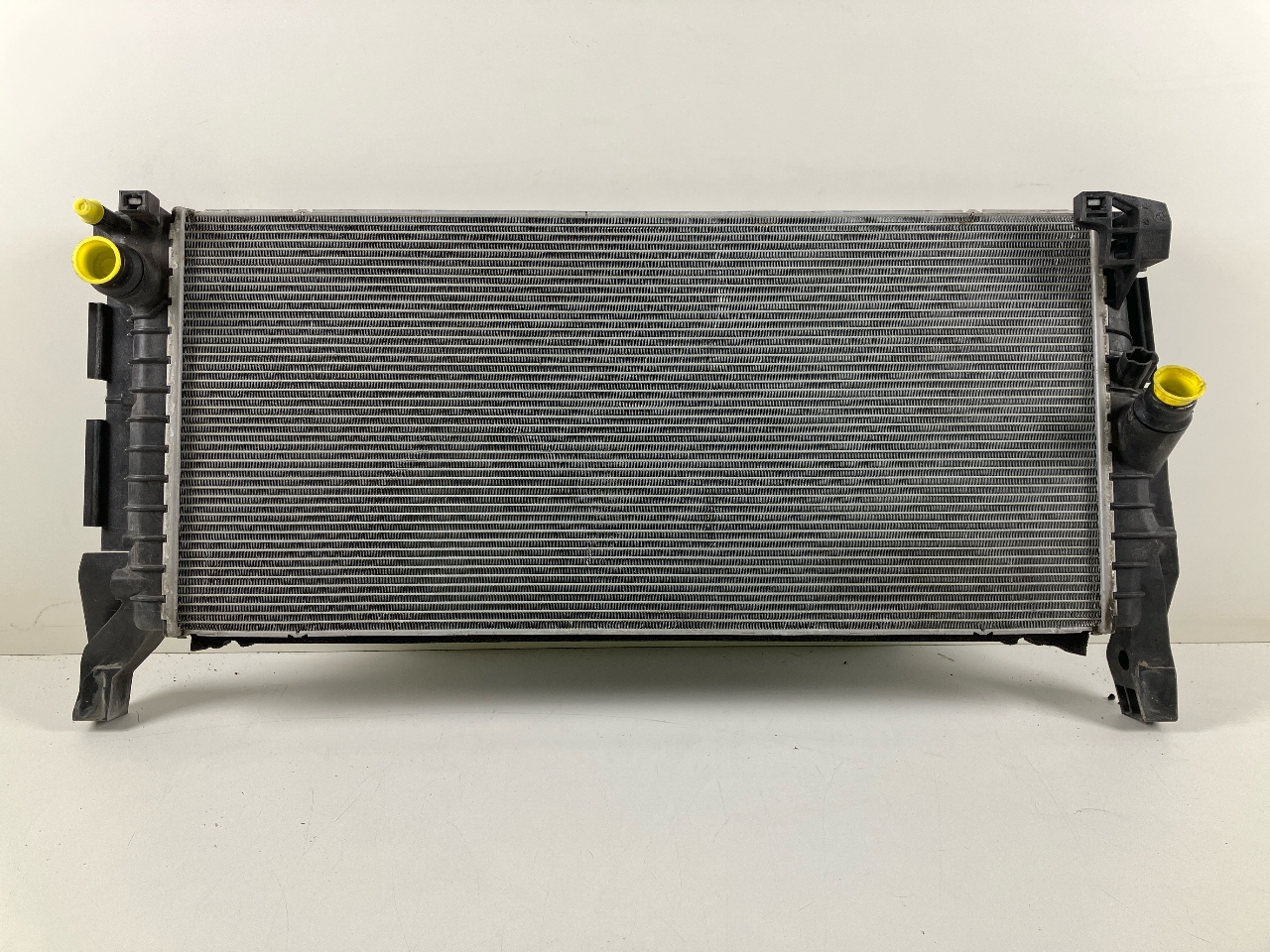 Refroidisseur BMW 2er Gran Tourer (F46) 220d xDrive  140 kW  190 PS (03.2015-02.2018) Refroidisseur BMW 2er Gran Tourer (F46) 220d xDrive  140 kW  190 PS (03.2015-02.2018)