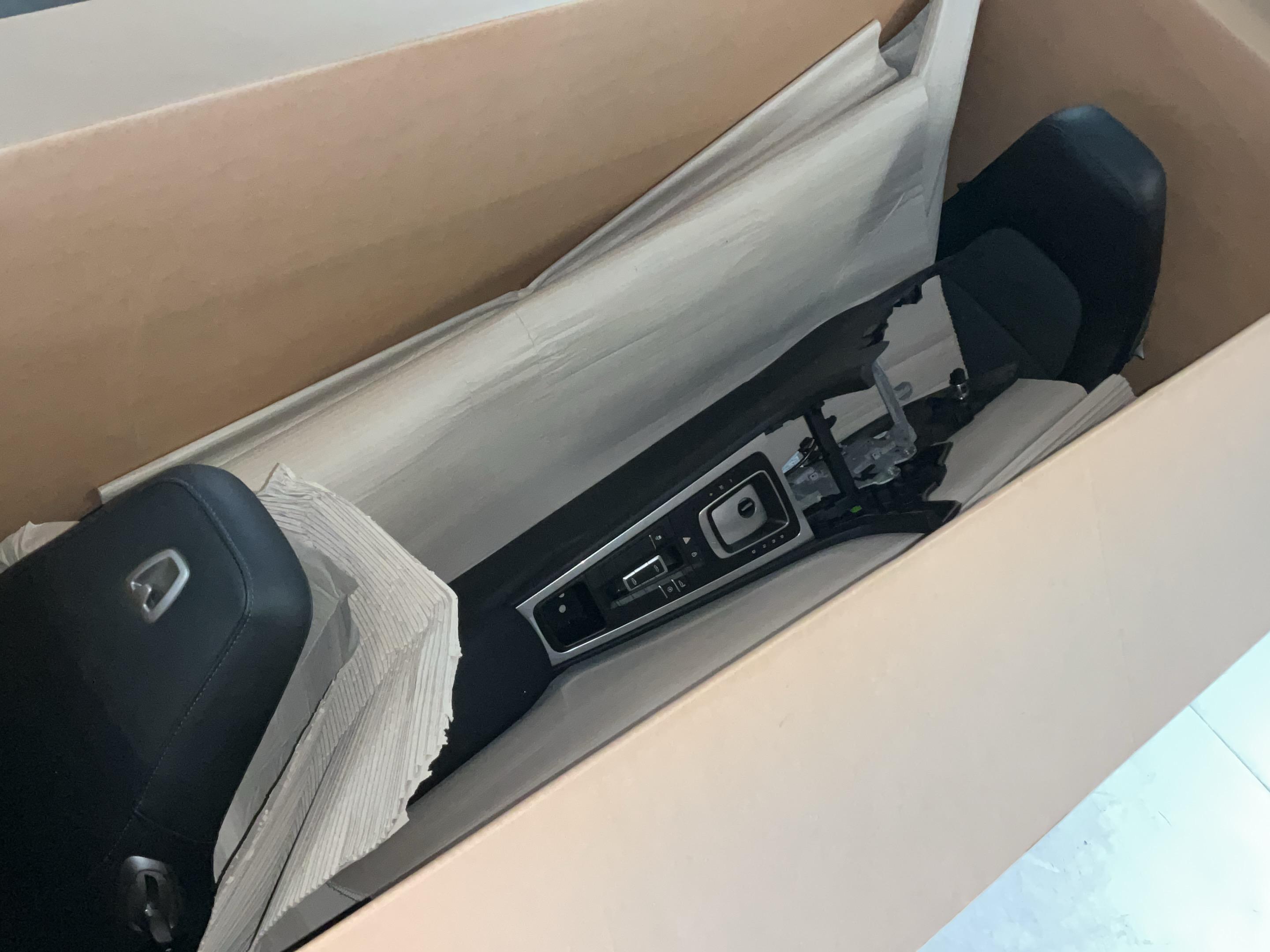 Accesorii interioare PORSCHE 718 Boxster (982) 2.0  220 kW  300 PS (04.2016-> )