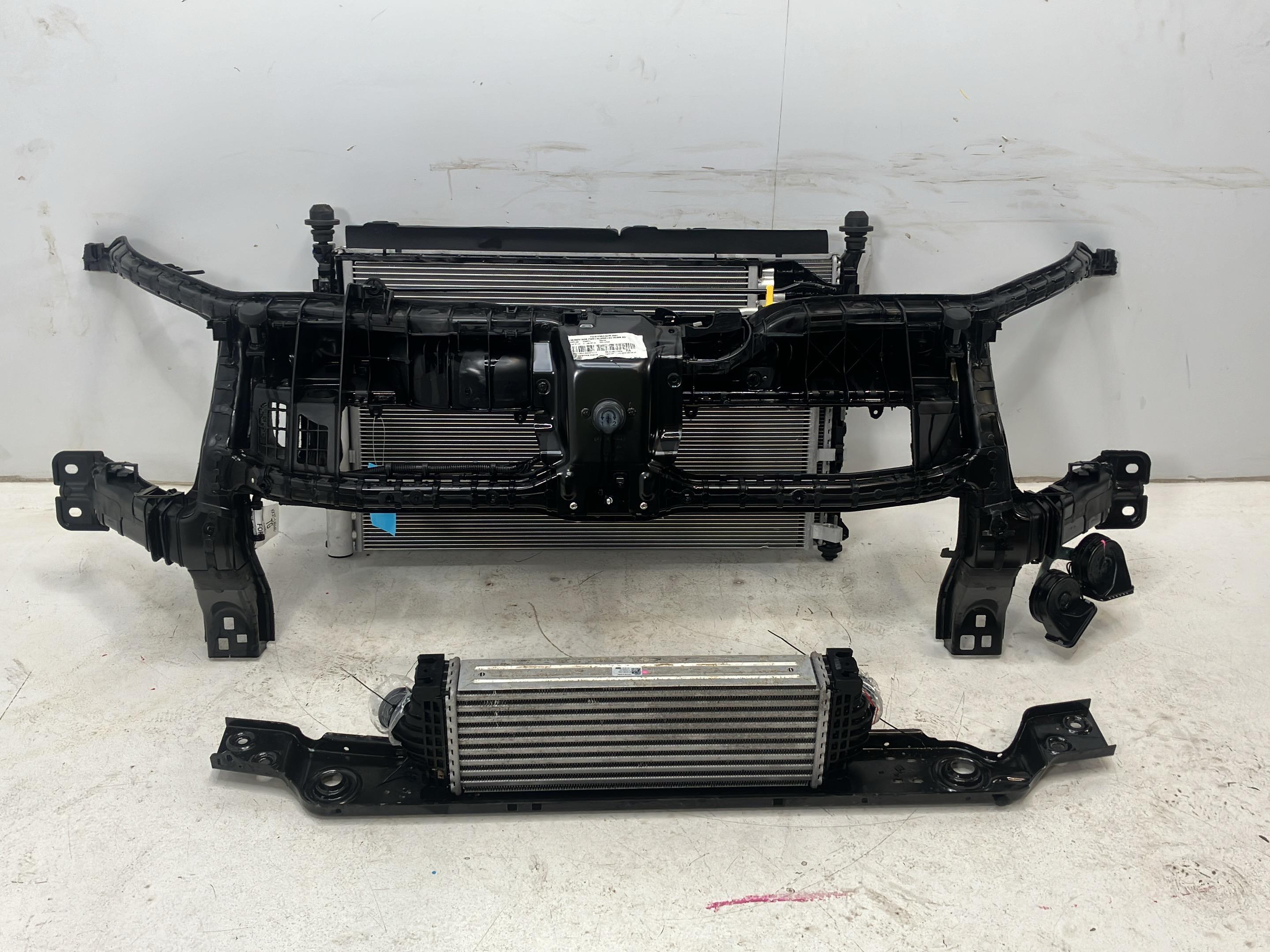 Pachet radiator cu bara de protecție FORD Transit V363 Bus (FAD, FBD) 2.0 EcoBlue  121 kW  165 PS (07.2023-> )