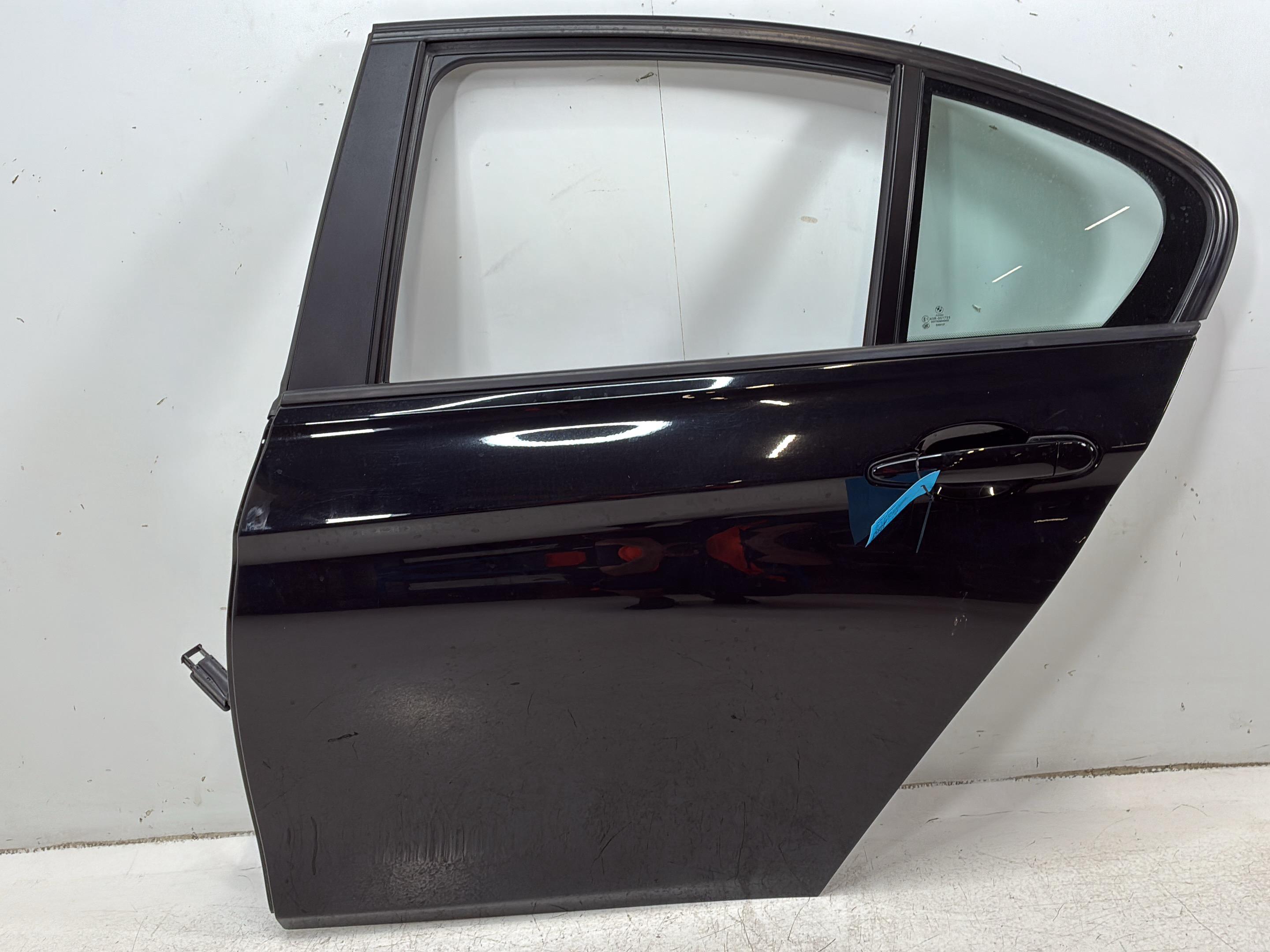 Door left rear BMW 3er (F30, F80) 320d  140 kW  190 PS (07.2015-10.2018)