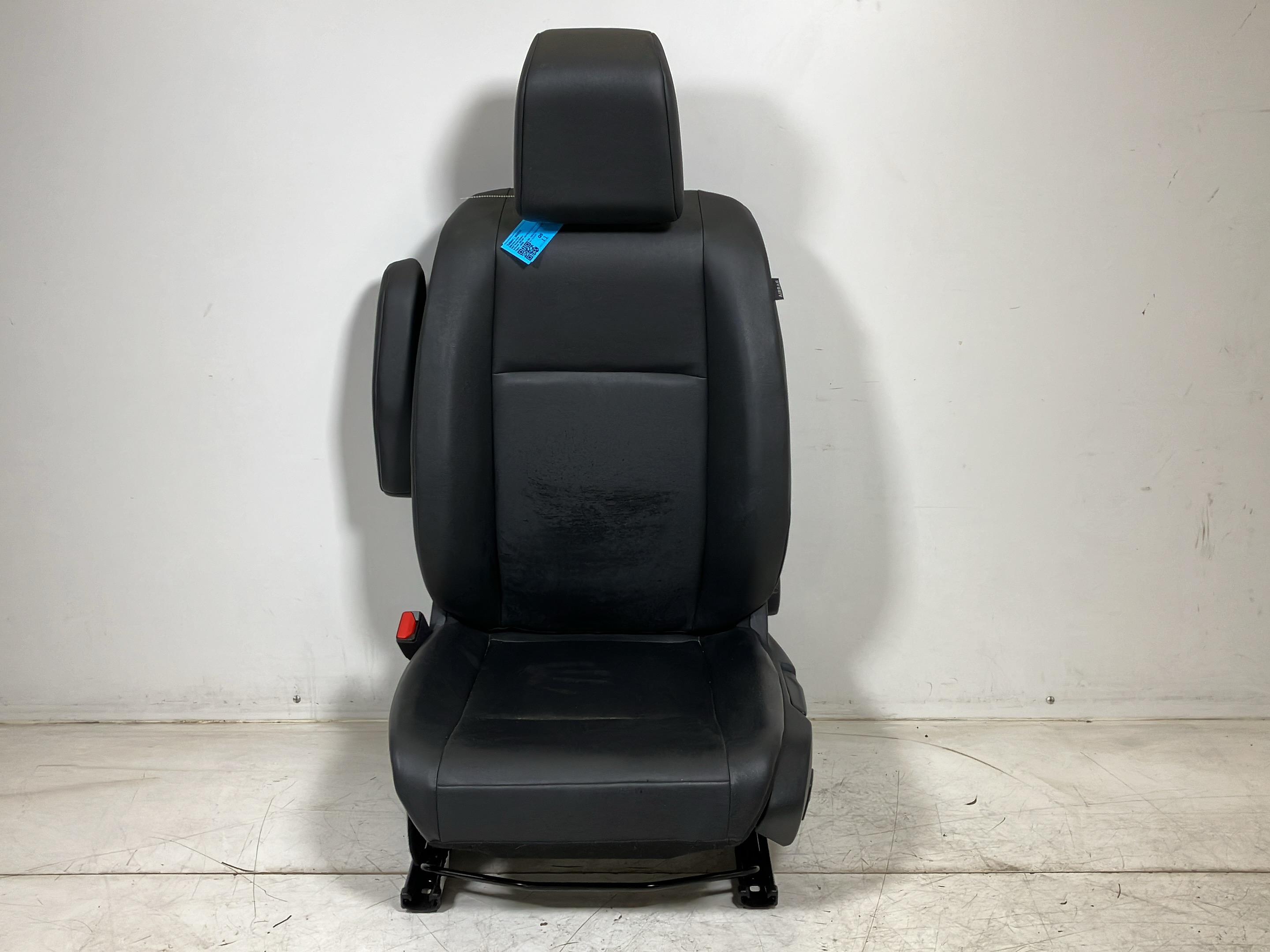 Seat left front PEUGEOT Expert III Kasten (V) E-Expert Hydrogen  100 kW  136 PS (10.2024-> )
