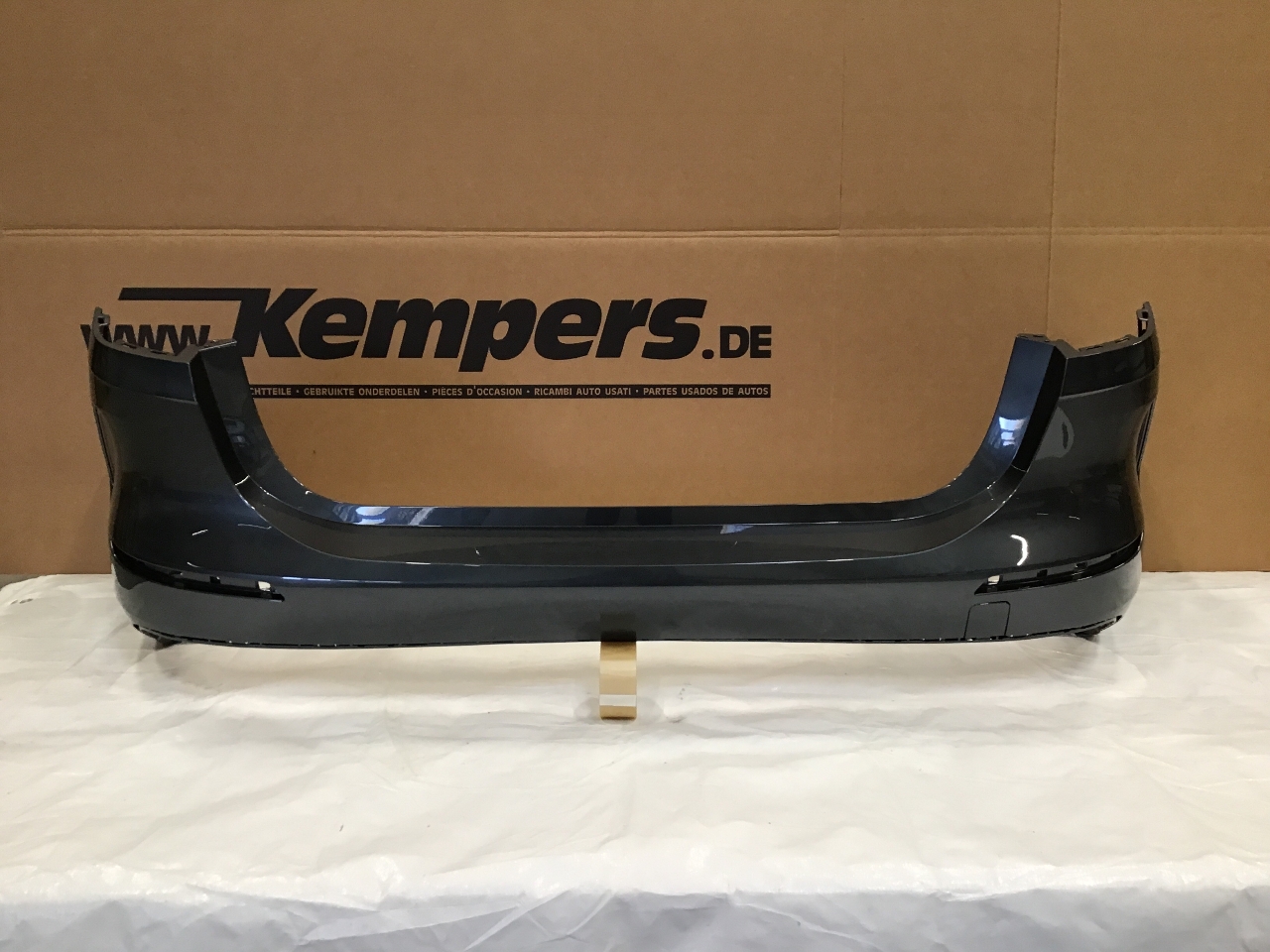 Stoßstange hinten BMW 2er Gran Coupe (F44) 220d xDrive  140 kW  190 PS (07.2020-> ) Stoßstange hinten BMW 2er Gran Coupe (F44) 220d xDrive  140 kW  190 PS (07.2020-> )