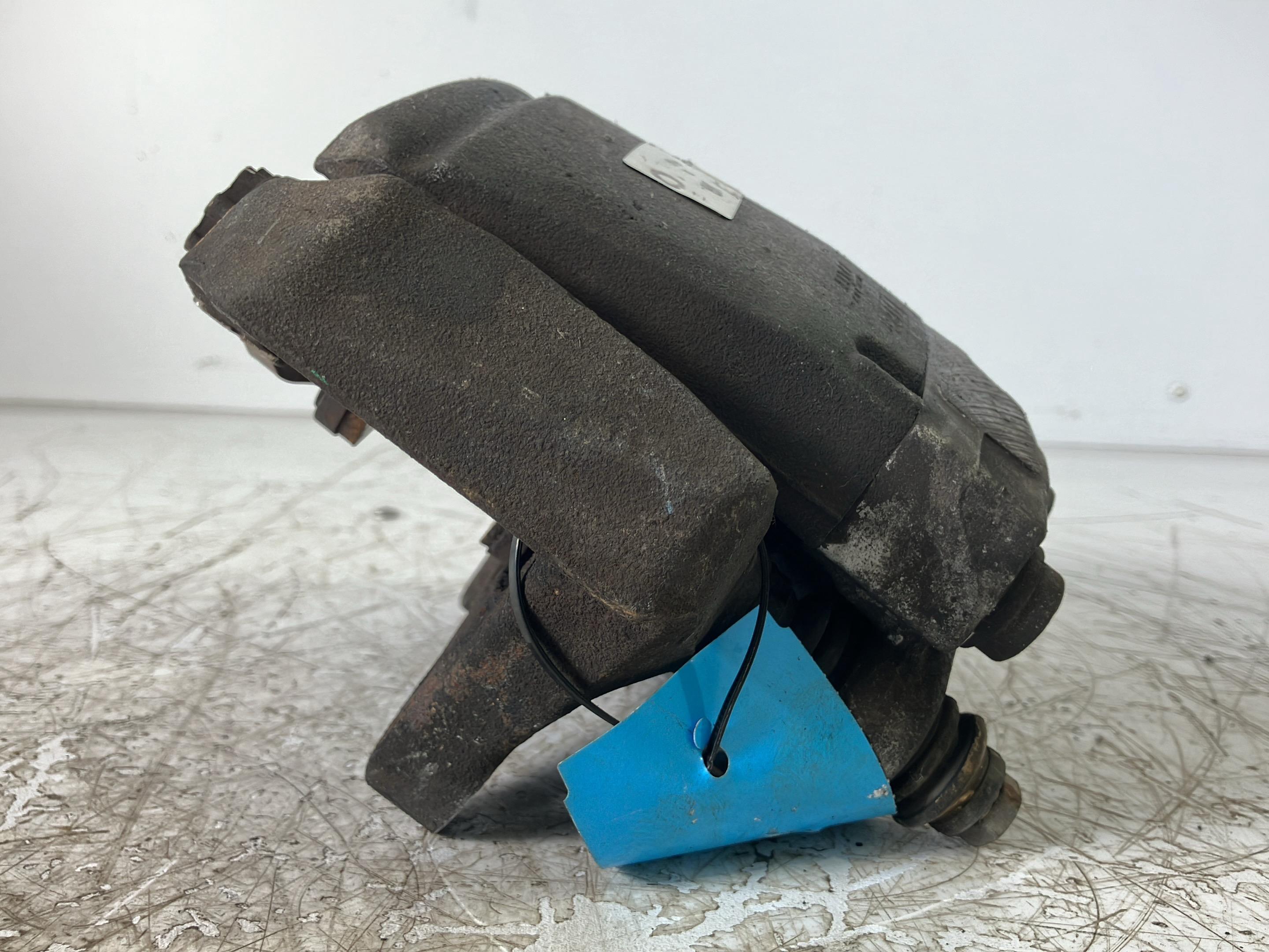 Bremssattel links vorne AUDI A5 Cabriolet (8F) 3.0 TDI  150 kW  204 PS (10.2011-01.2017)