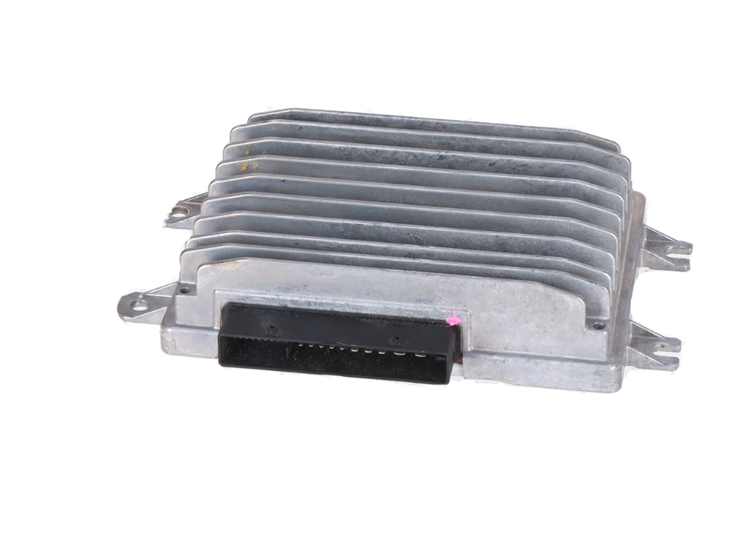 Audi amplifier AUDI Q7 (4M) 45 TDI Mild Hybrid quattro  170 kW  231 PS (07.2018-> ) Audi amplifier AUDI Q7 (4M) 45 TDI Mild Hybrid quattro  170 kW  231 PS (07.2018-> )