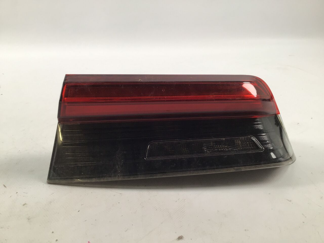 Tail-lamp inside right BMW 3er (G20) 316d  90 kW  122 PS (03.2020-07.2020)