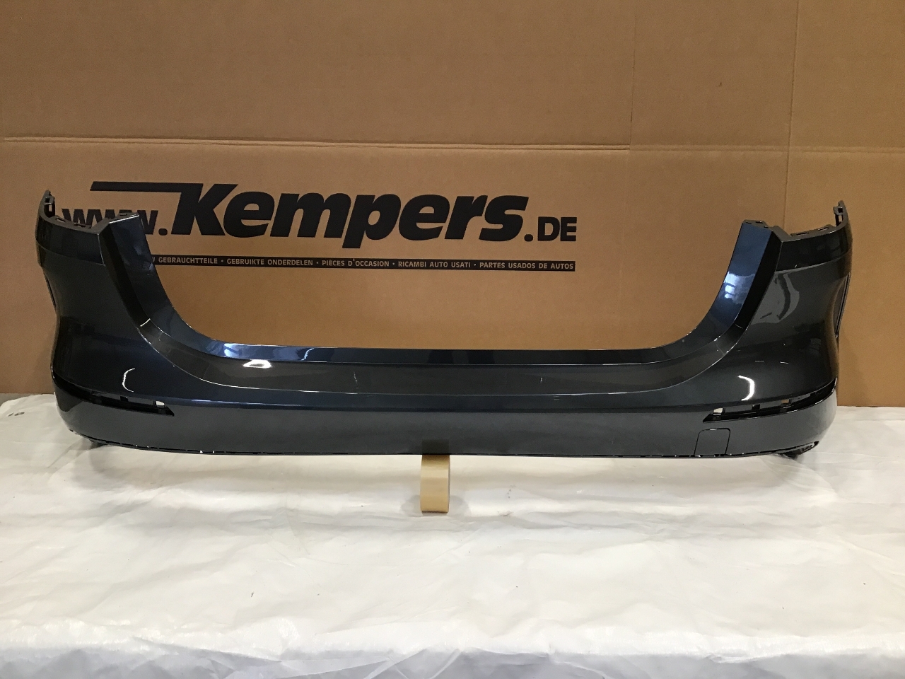 Stoßstange hinten BMW 2er Gran Coupe (F44) 220d xDrive  140 kW  190 PS (07.2020-> ) Stoßstange hinten BMW 2er Gran Coupe (F44) 220d xDrive  140 kW  190 PS (07.2020-> )