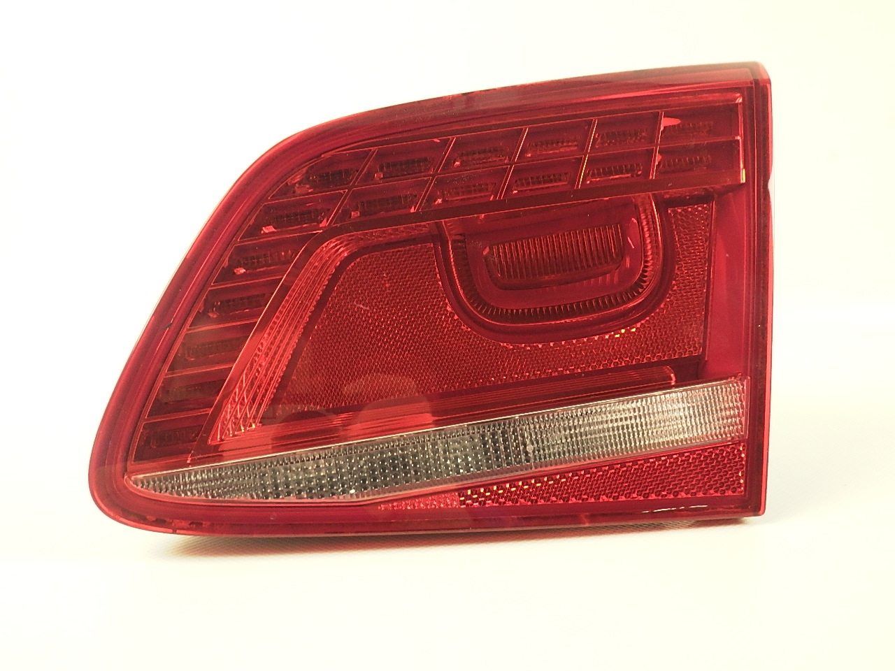 Rückleuchte innen rechts VW Passat B7 Variant (362) 1.8 TSI  118 kW  160 PS (08.2010-12.2014)
