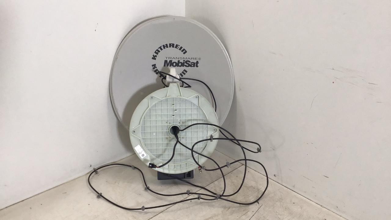 Aerial electric VW Grand California 2.0 TDI 4motion  130 kW  177 PS (04.2019-> )