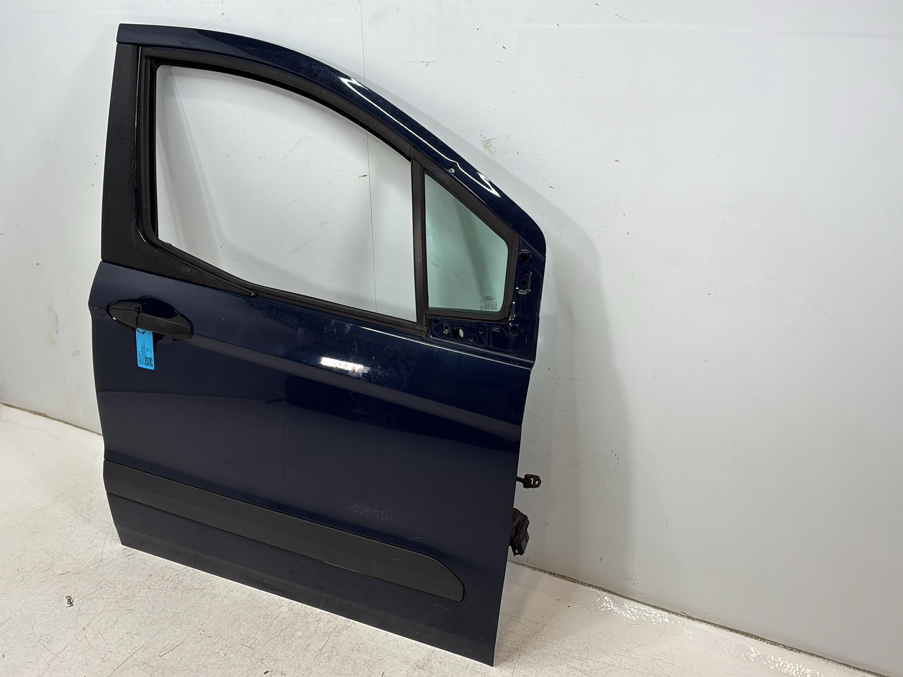 Tür rechts vorne FORD Transit Courier B460 Van 1.0 EcoBoost  74 kW  100 PS (02.2014-> )