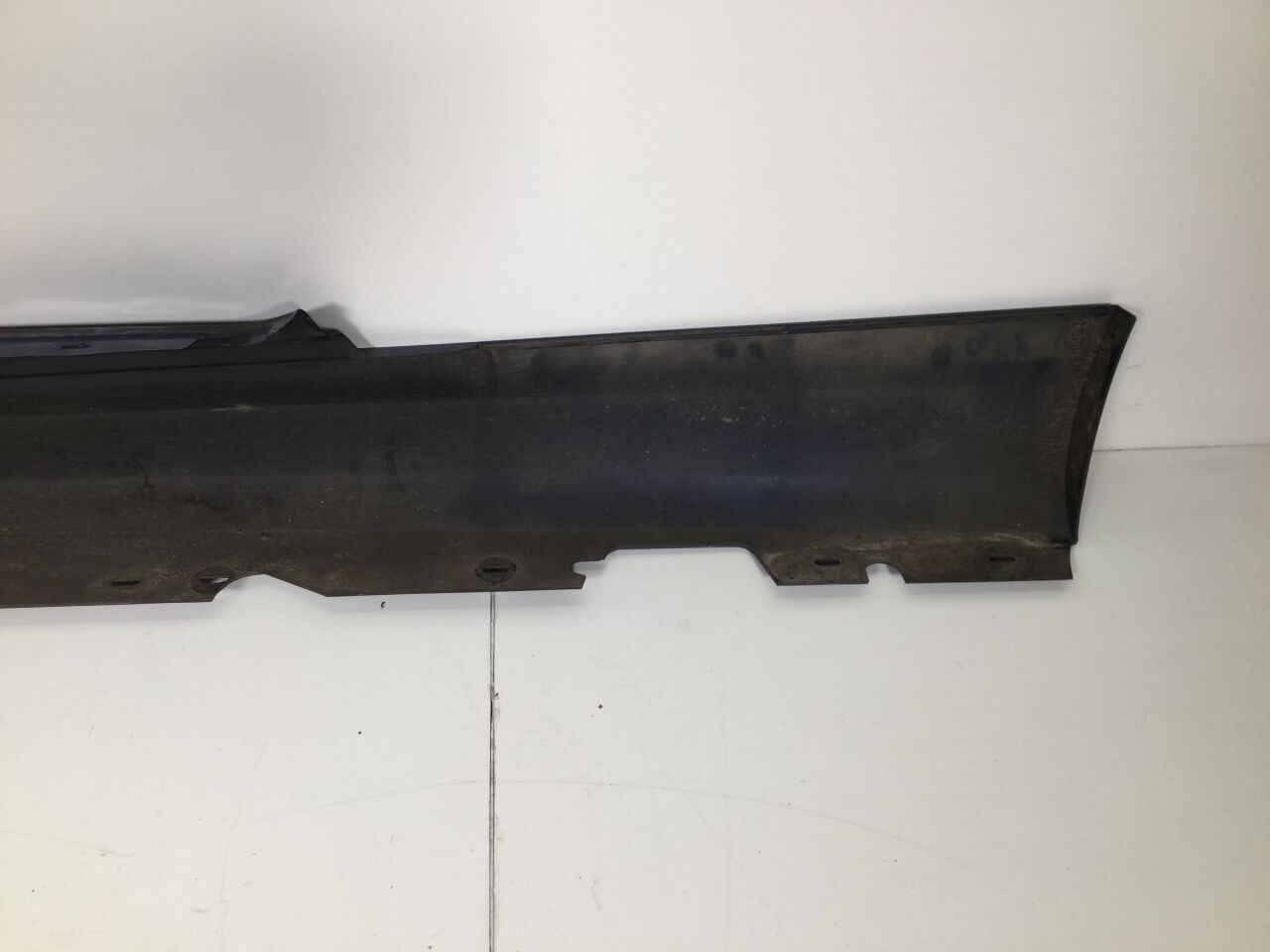 Panelling sill board left BMW 1er (E81) 116d  85 kW  116 PS (11.2008-12.2011)