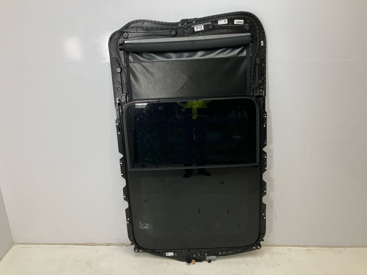 Panoramadach AUDI A4 Avant (8W, B9) 40 TDI Mild Hybrid quattro  150 kW  204 PS (05.2020-> ) Panoramadach AUDI A4 Avant (8W, B9) 40 TDI Mild Hybrid quattro  150 kW  204 PS (05.2020-> )