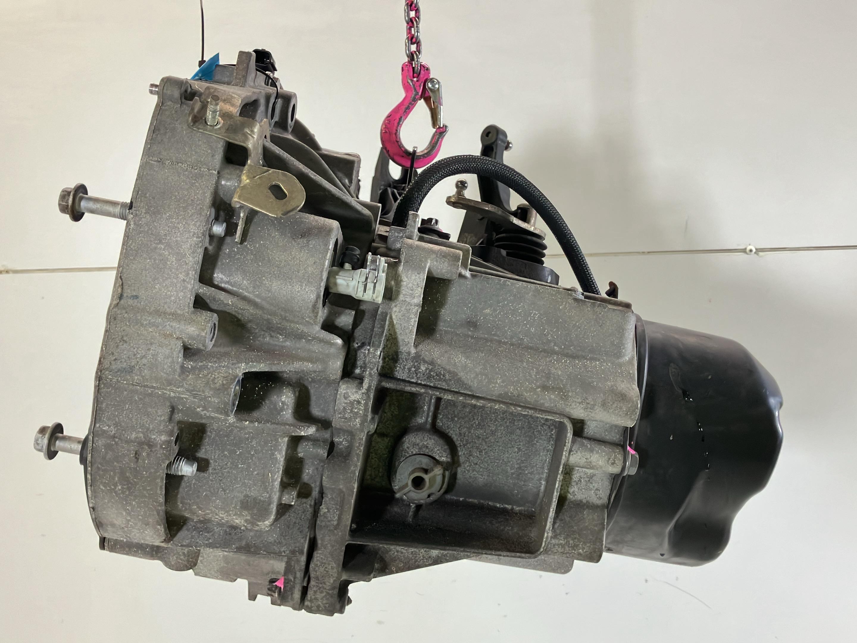 Manual gearbox RENAULT Clio Grandtour IV (R) 1.2 16V  54 kW  73 PS (01.2013-> )