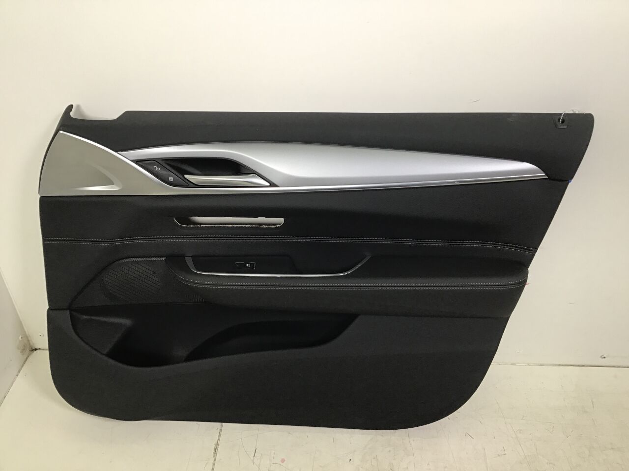 Door panelling right front BMW 6er Gran Turismo (G32) 640i  250 kW  340 PS (06.2017-> )