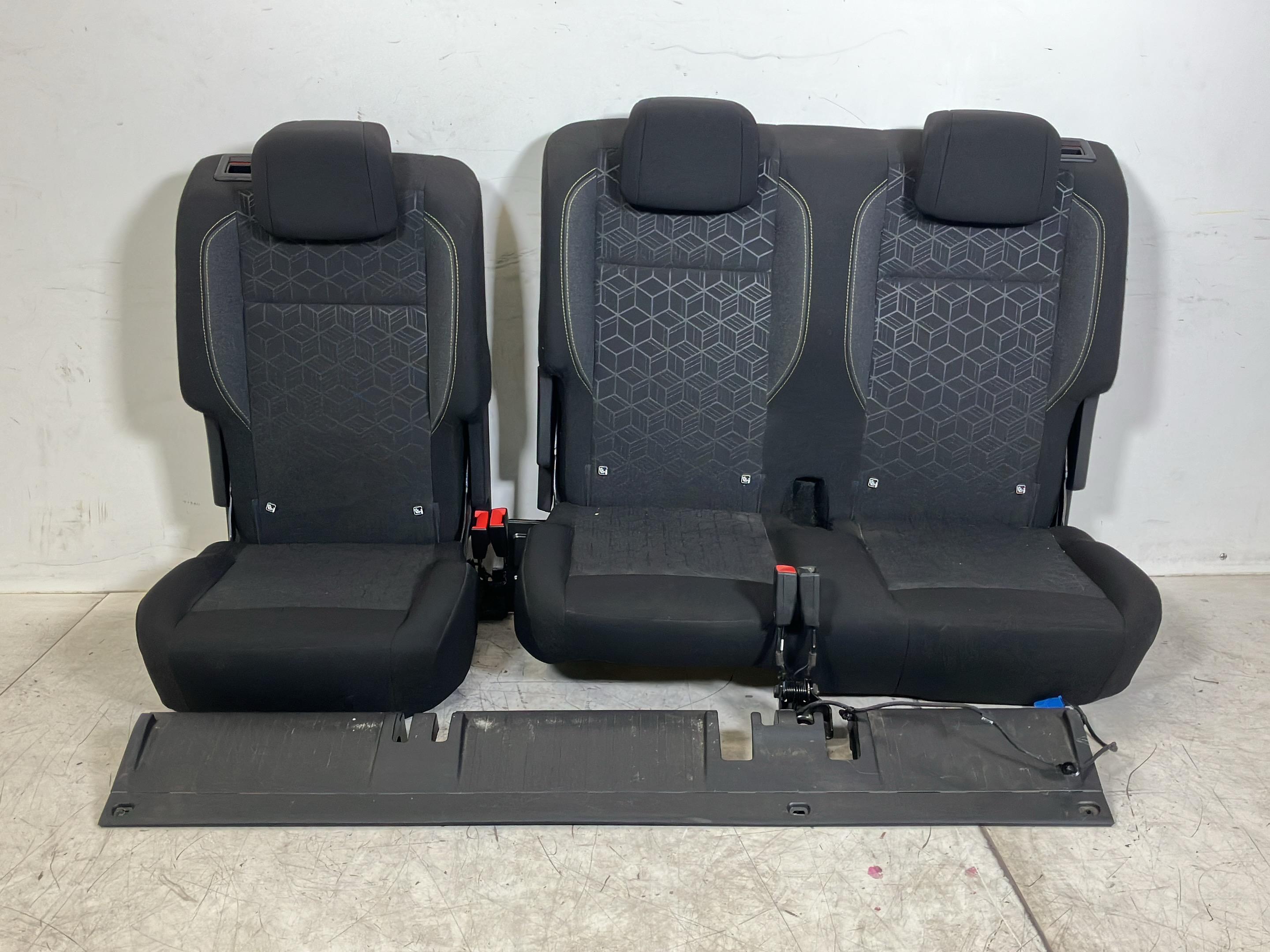 Bank 2e-rij PEUGEOT Rifter 1.5 BlueHDi 100  75 kW  102 PS (09.2018-> )