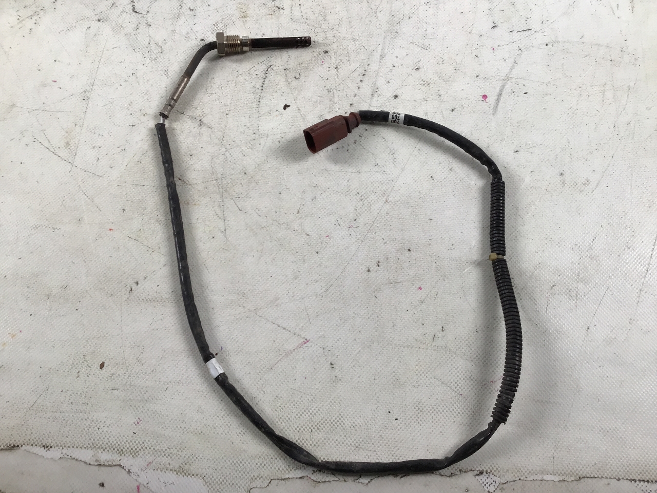 Sonde de température des gaz d'échappement VW Amarok Fahrgestell (S1B, S6B, S7B) 2.0 TDI  90 kW  122 PS (09.2011-10.2013) Sonde de température des gaz d'échappement VW Amarok Fahrgestell (S1B, S6B, S7B) 2.0 TDI  90 kW  122 PS (09.2011-10.2013)