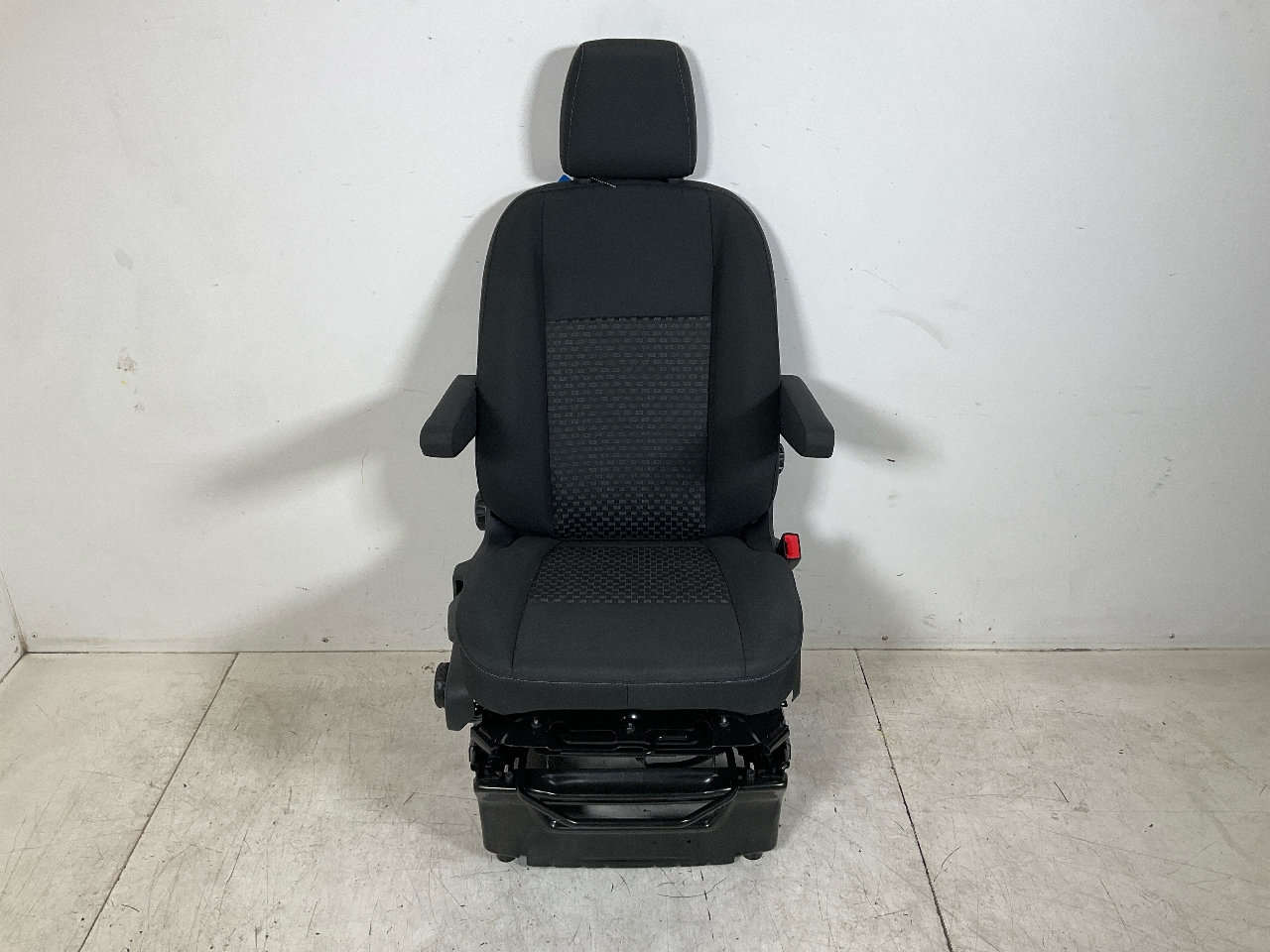 Sitz rechts vorne FORD Transit V363 Pritsche/Fahrgestell (FED, FFD) 2.0 TDCi  125 kW  170 PS (03.2016-> ) Sitz rechts vorne FORD Transit V363 Pritsche/Fahrgestell (FED, FFD) 2.0 TDCi  125 kW  170 PS (03.2016-> )