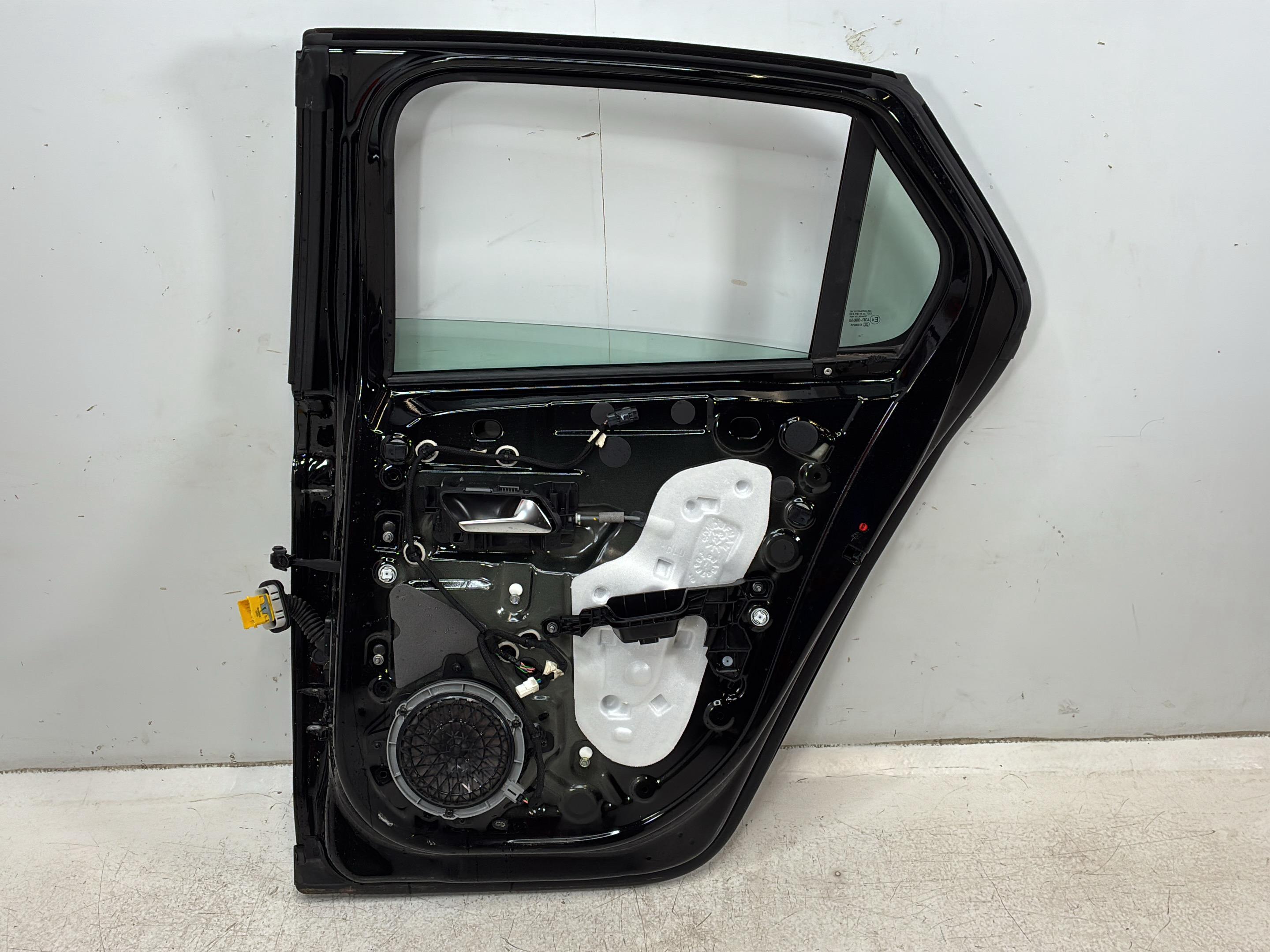 ușă dreapta spate OPEL Corsa F (P2JO) 1.2  74 kW  101 PS (07.2019-> )