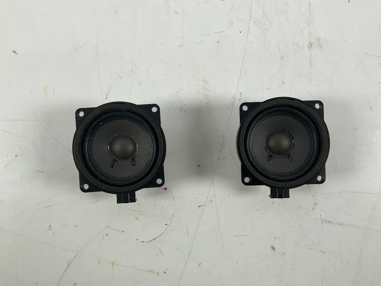 Loudspeaker system SKODA Octavia IV Combi (NX5) 2.0 TDI  110 kW  150 PS (11.2019-> )
