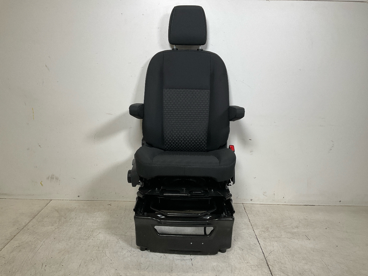 Seat right front FORD Transit V363 Pritsche/Fahrgestell (FED, FFD) 2.0 TDCi  125 kW  170 PS (03.2016-> )