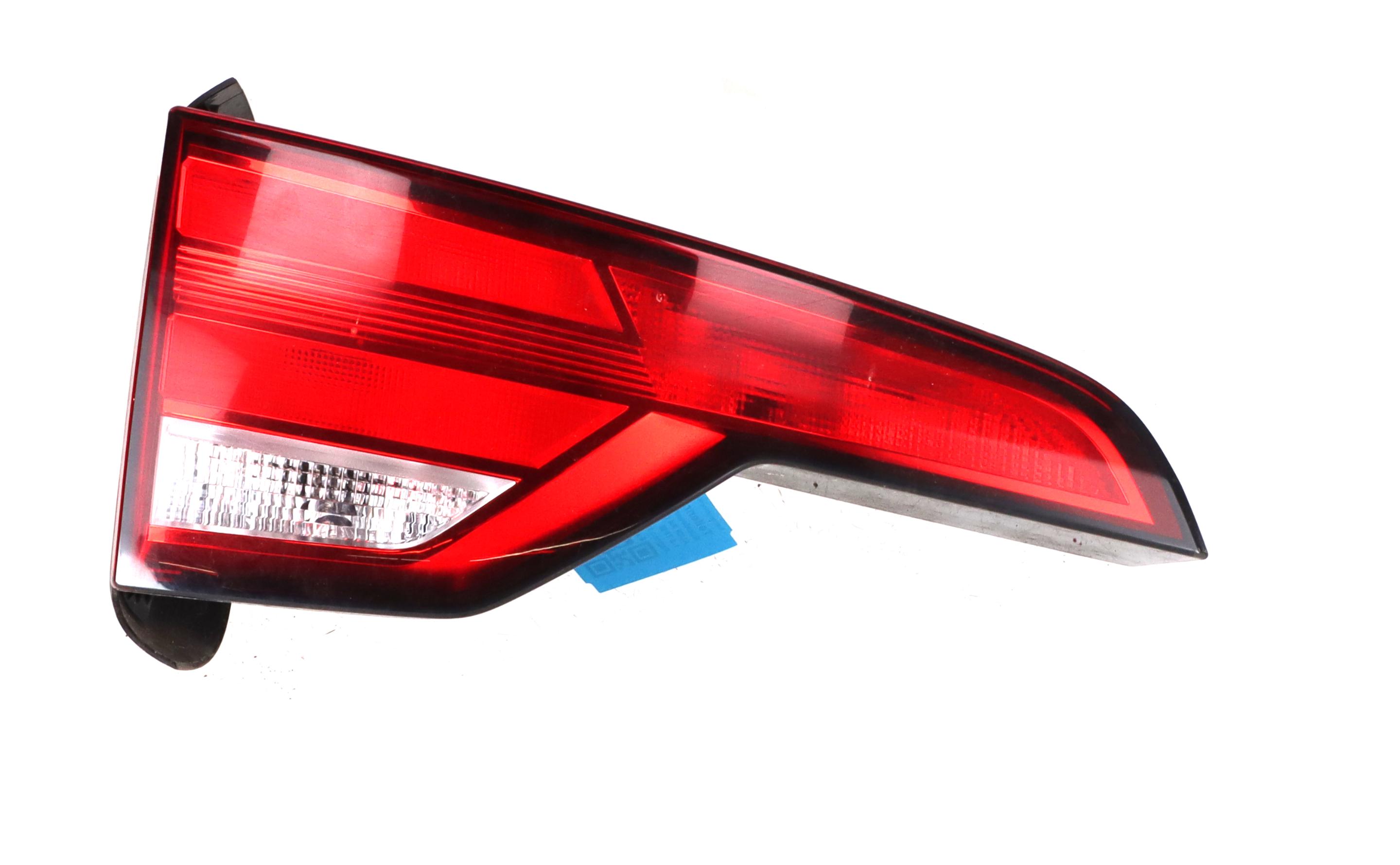 Rückleuchte innen links AUDI A4 (8W, B9) 1.4 TFSI  110 kW  150 PS (08.2015-> )
