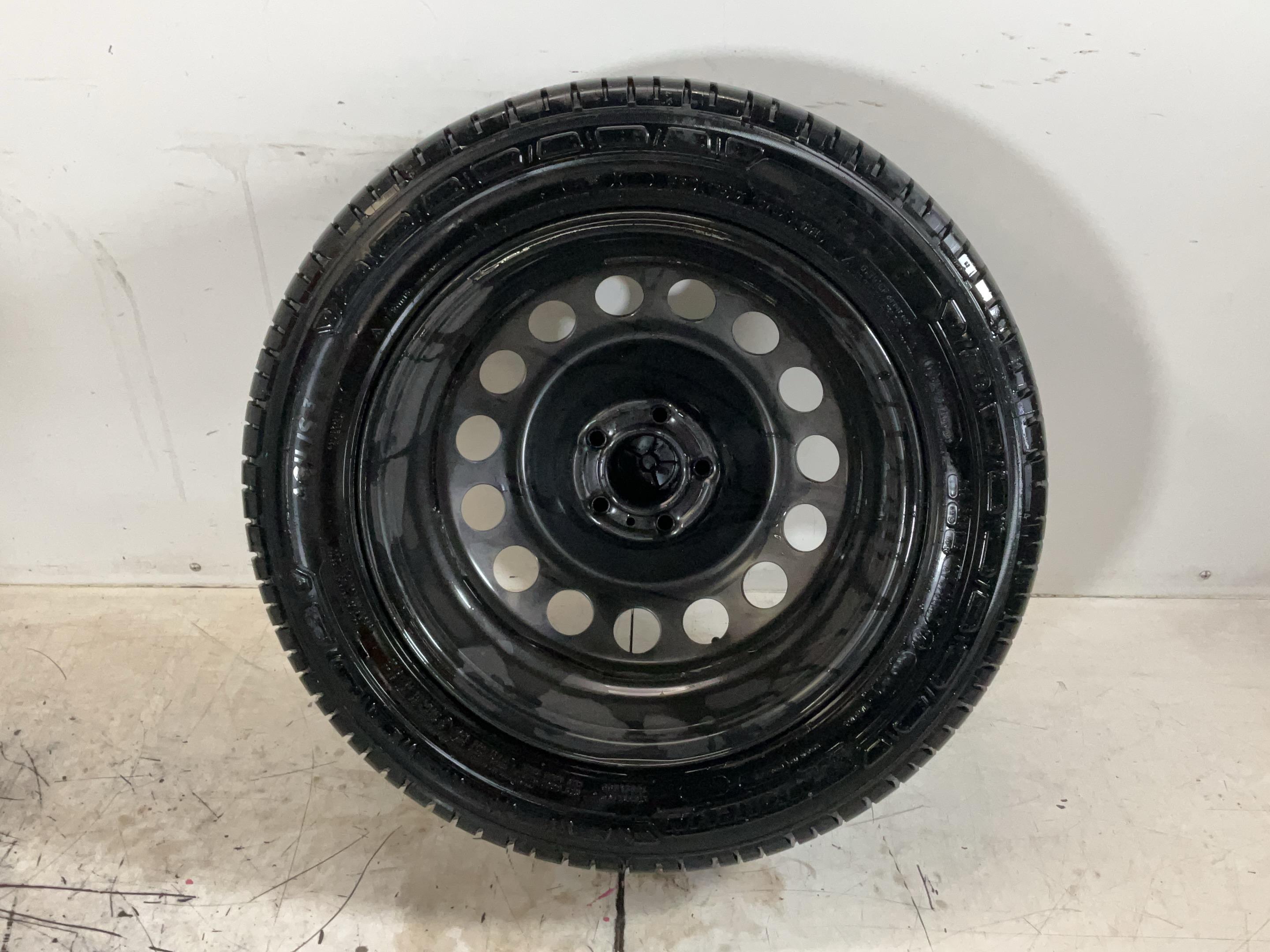Entire wheel PEUGEOT Expert III Kasten (V) E-Expert Hydrogen  100 kW  136 PS (10.2024-> )