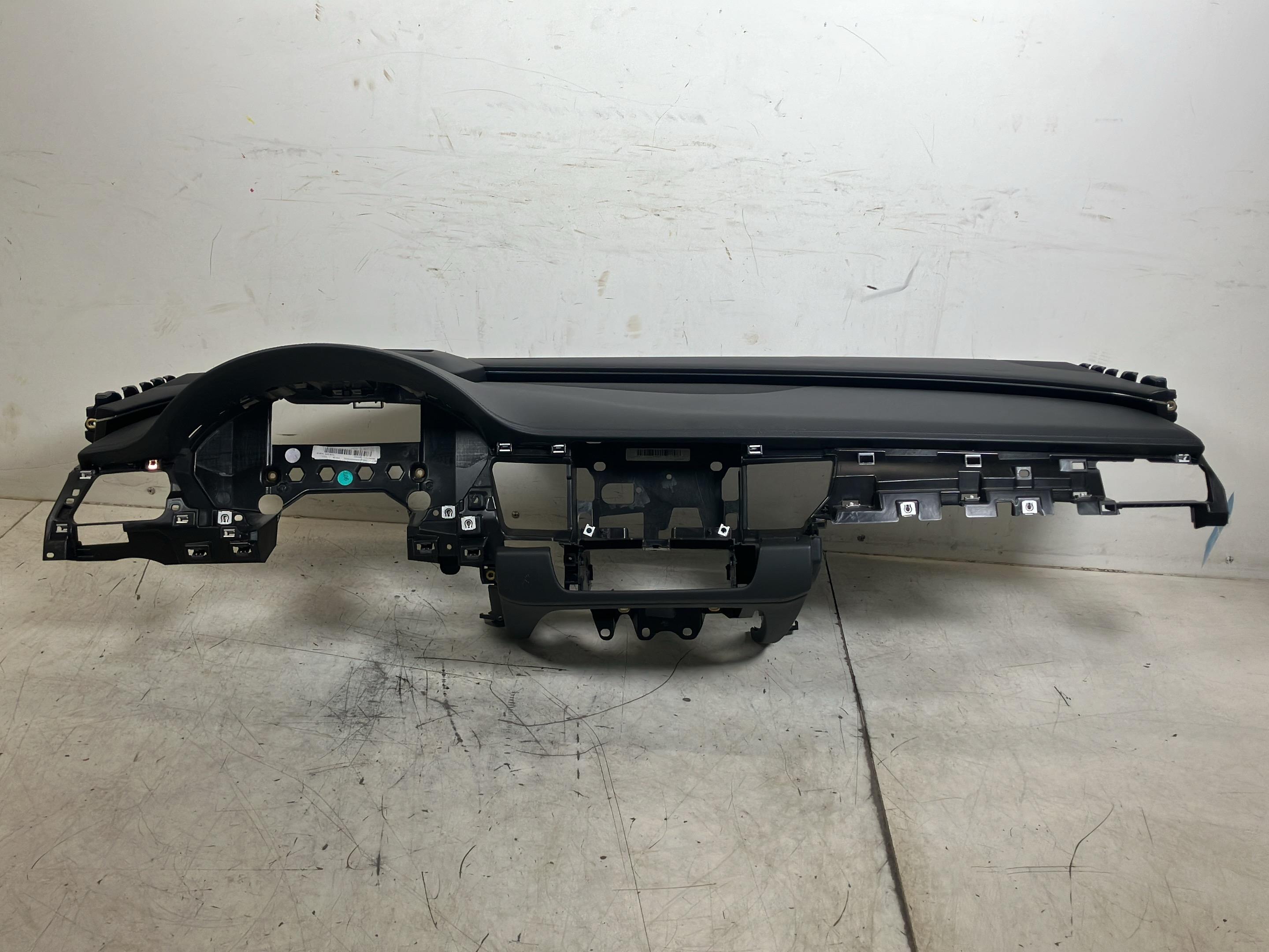 Tableau de bord AUDI A8 (4H) 3.0 TDI quattro  190 kW  258 PS (10.2013-01.2018)