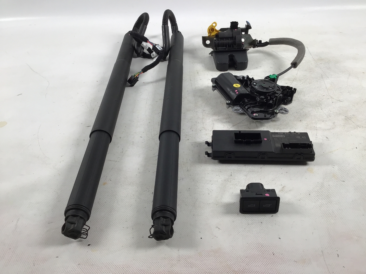 Set pentru hayon electric VW Tiguan II (AD) 2.0 TSI R 4motion  235 kW  320 PS (11.2020-> )