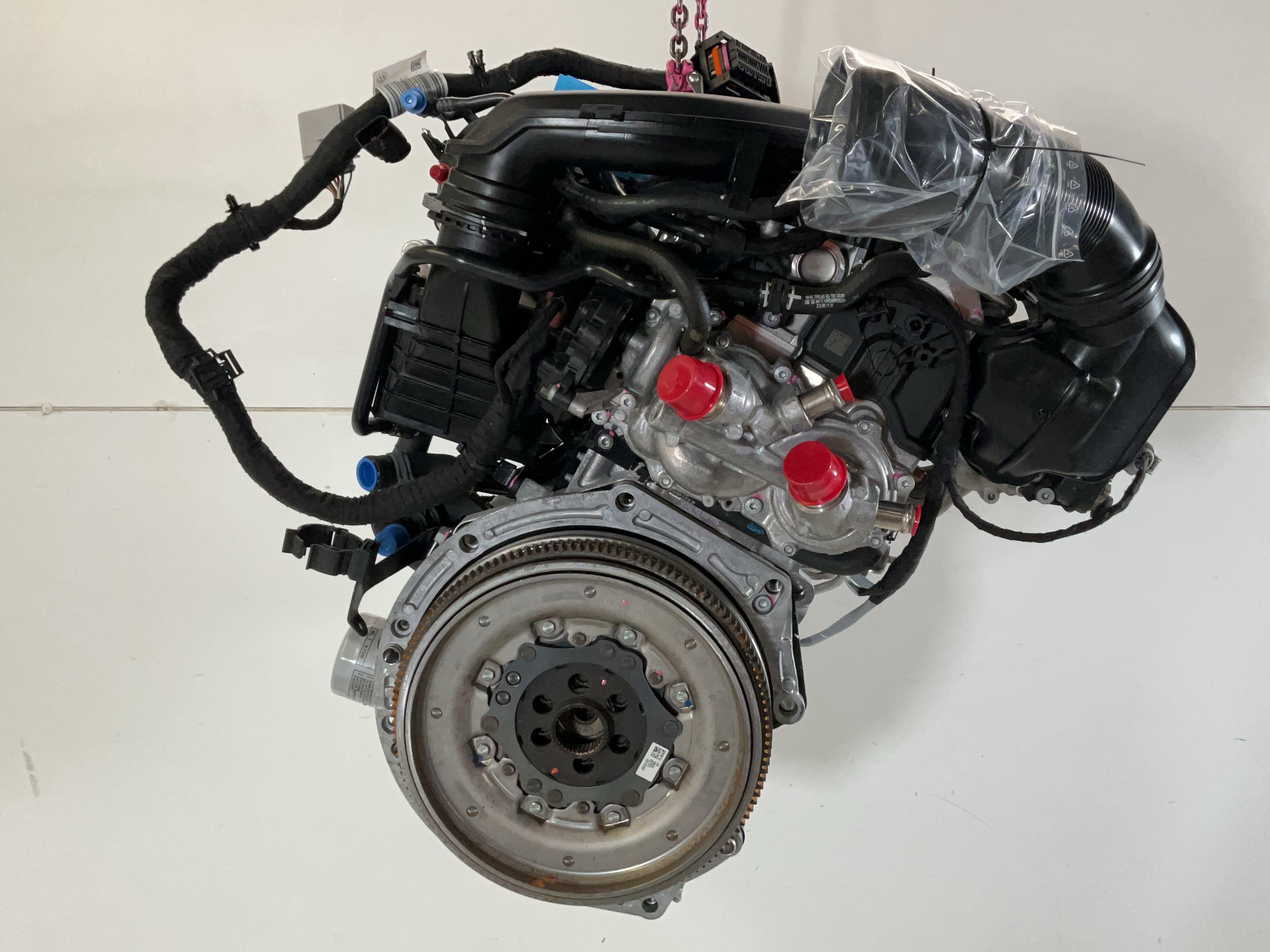 Engine without assembly parts VW Tiguan II (AD) 1.5 TSI  110 kW  150 PS (11.2018-> )