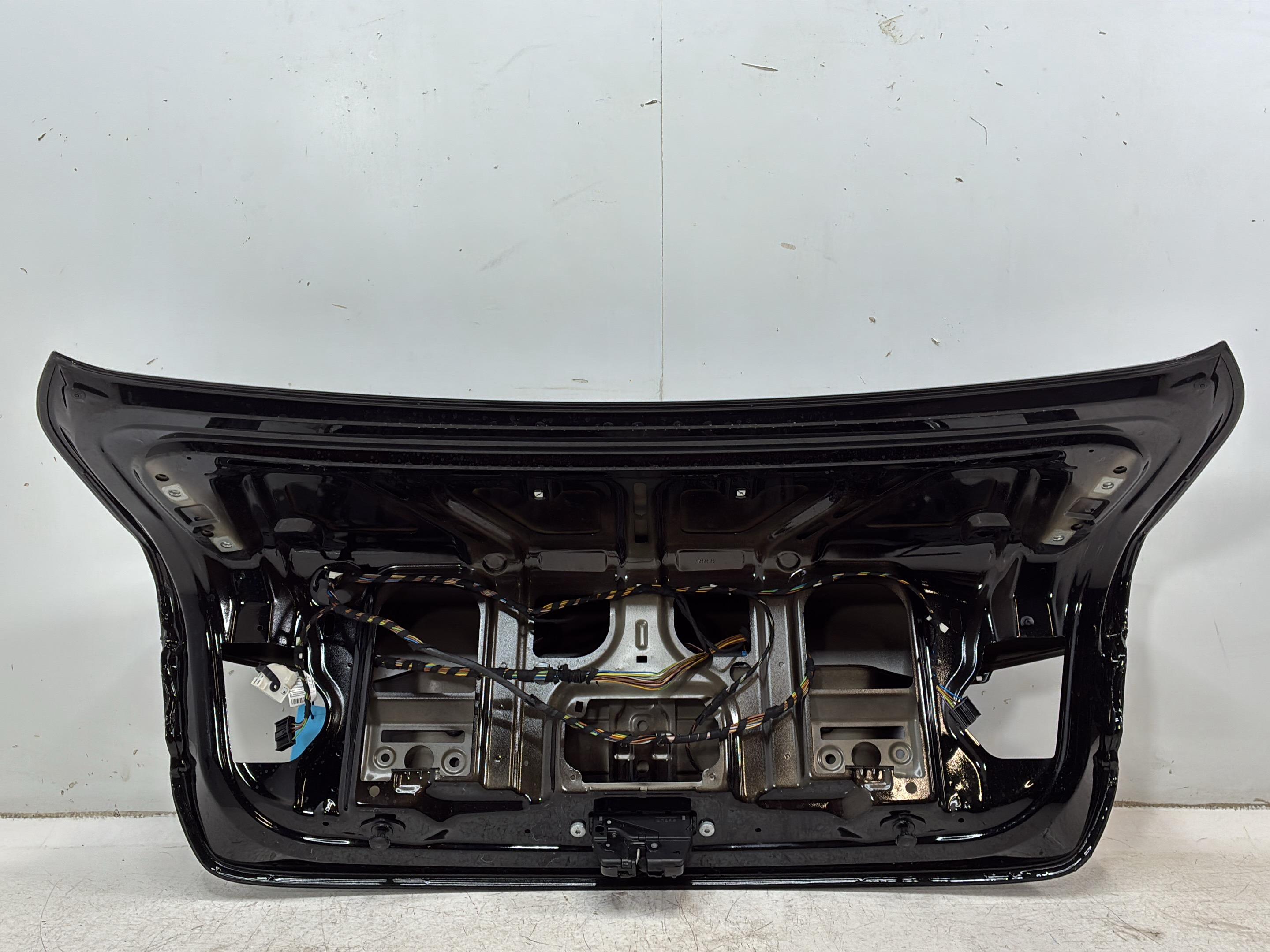 Hayon / couvercle de coffre BMW 3er (F30, F80) 320d  140 kW  190 PS (07.2015-10.2018)