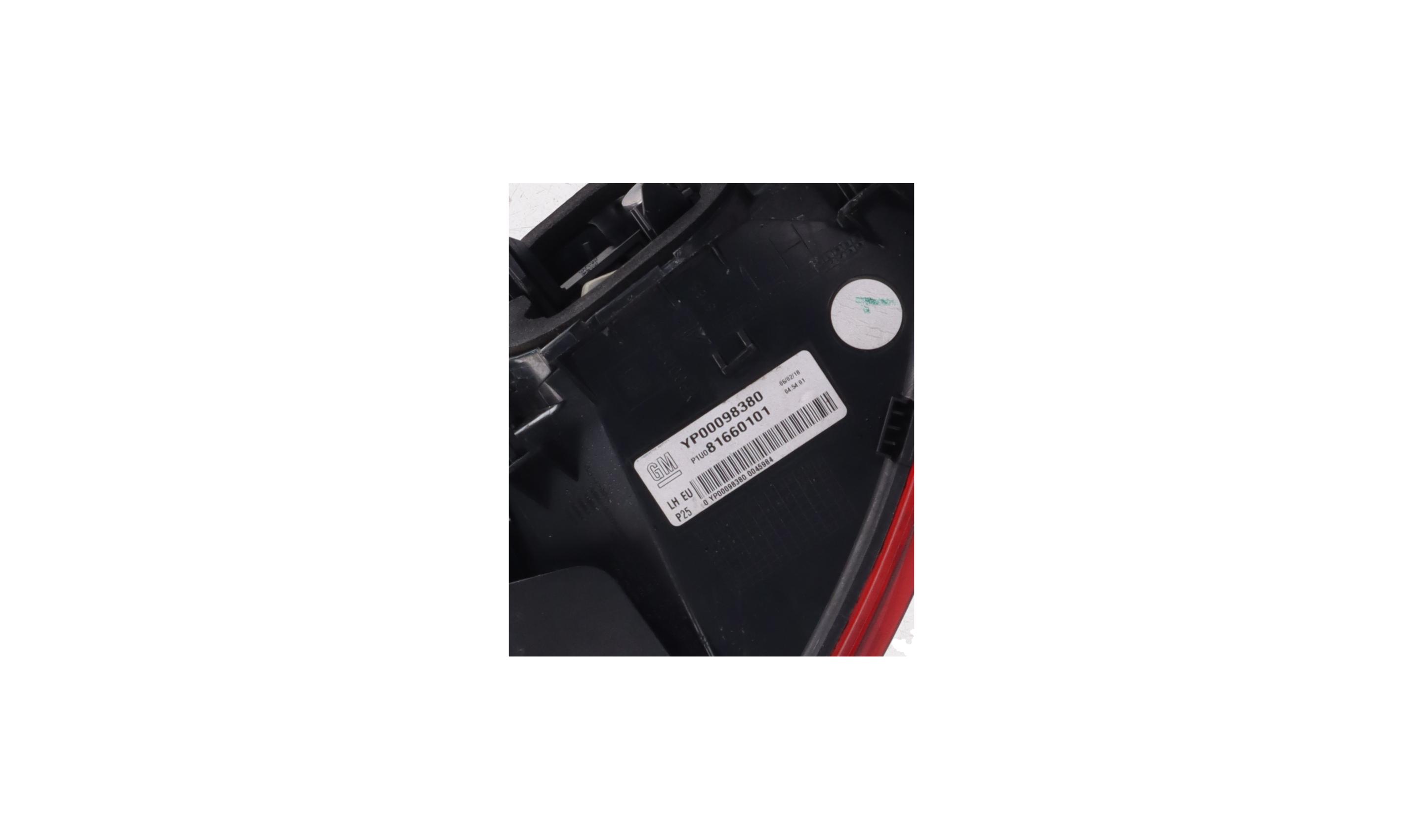 Tail-lamp left outside OPEL Grandland X (A18) 1.6 Turbo D   88 kW  120 PS (06.2017-> )