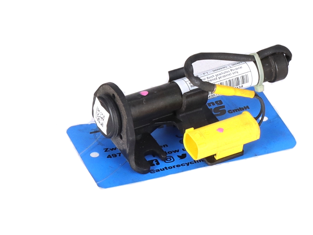 Aktuator Motorhaube links BMW 5er (G30, F90) 530d  195 kW  265 PS (09.2016-> ) Aktuator Motorhaube links BMW 5er (G30, F90) 530d  195 kW  265 PS (09.2016-> )