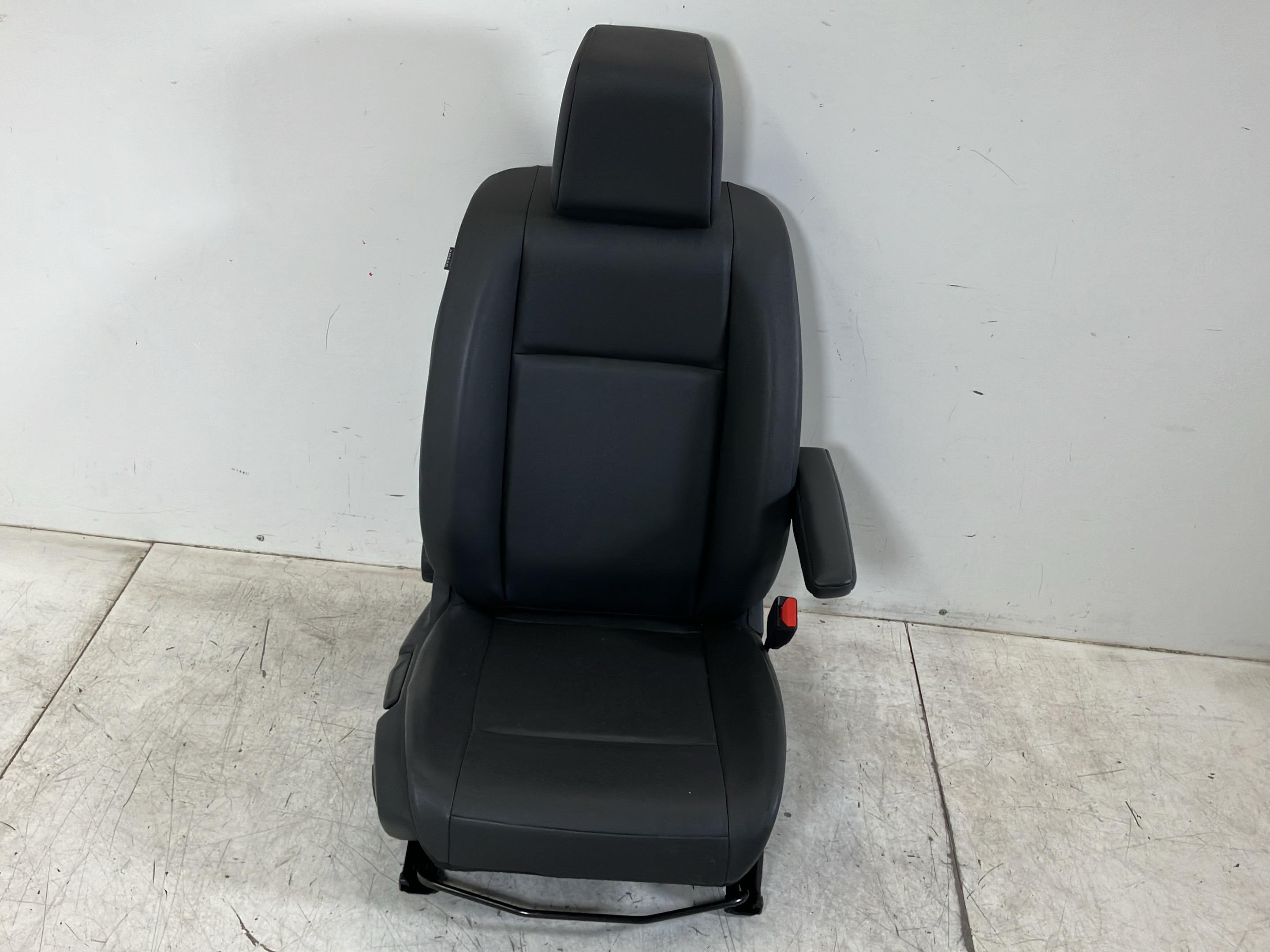Seat right front PEUGEOT Expert III Kasten (V) E-Expert Hydrogen  100 kW  136 PS (10.2024-> )