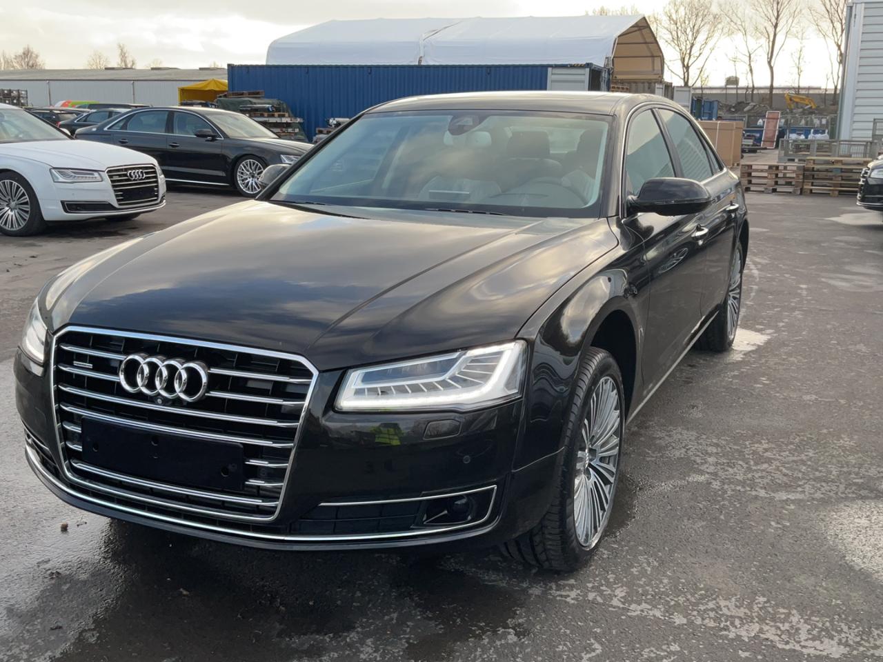 AUDI A8 (4H) 3.0 TDI quattro
