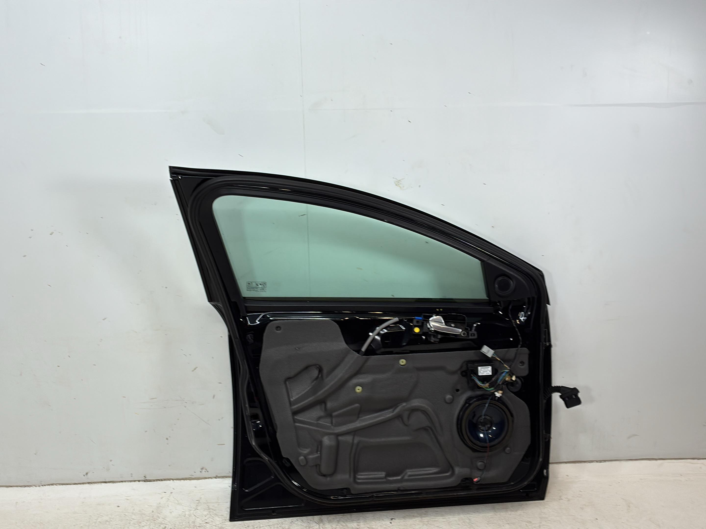 Portier linksvoor FORD Mondeo IV Turnier (BA7) 2.0  107 kW  146 PS (03.2007-01.2015)
