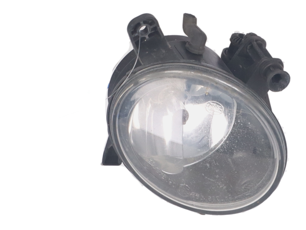 Fog light left front AUDI Q5 (8R) 3.0 TDI quattro  176 kW  239 PS (11.2008-> ) Fog light left front AUDI Q5 (8R) 3.0 TDI quattro  176 kW  239 PS (11.2008-> )
