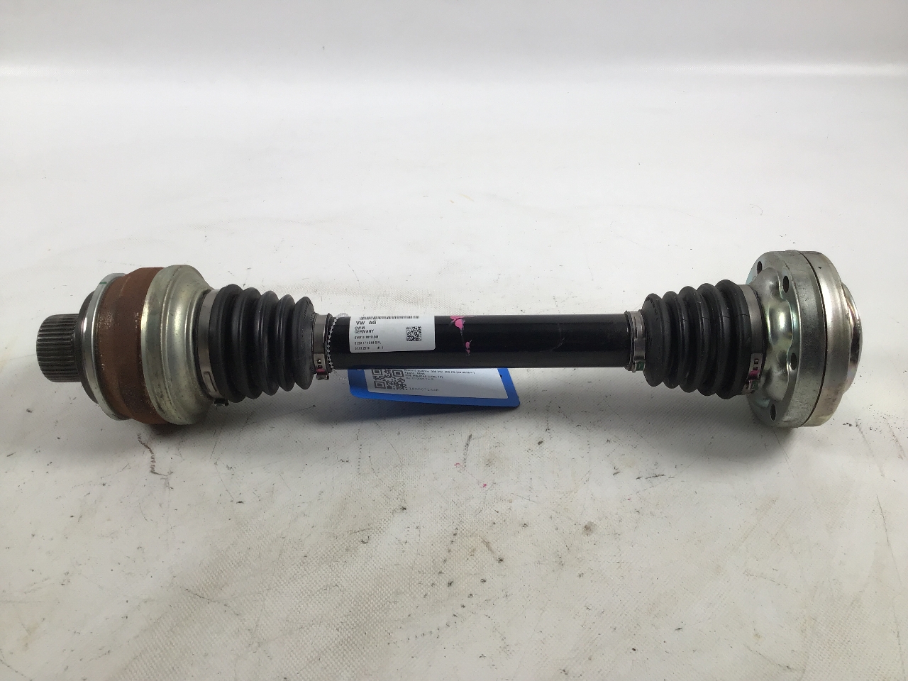 Arbre d'entraînement arrière droit AUDI e-tron (GEN) Electric quattro  300 kW  408 PS (09.2018-> ) Arbre d'entraînement arrière droit AUDI e-tron (GEN) Electric quattro  300 kW  408 PS (09.2018-> )