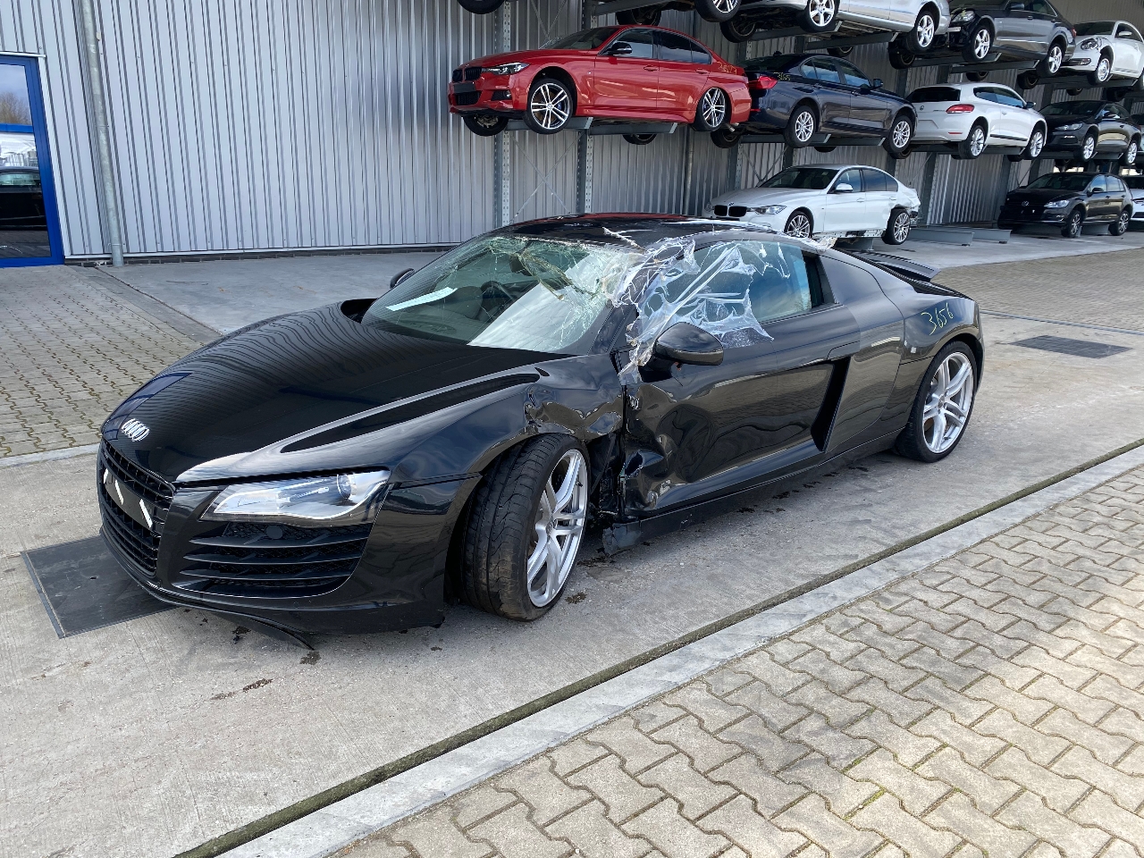AUDI