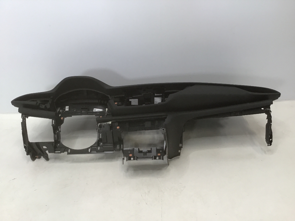 Armaturenbrett OPEL Insignia B Grand Sport (Z18) 1.4 Turbo  107 kW  145 PS (04.2020-> ) Armaturenbrett OPEL Insignia B Grand Sport (Z18) 1.4 Turbo  107 kW  145 PS (04.2020-> )