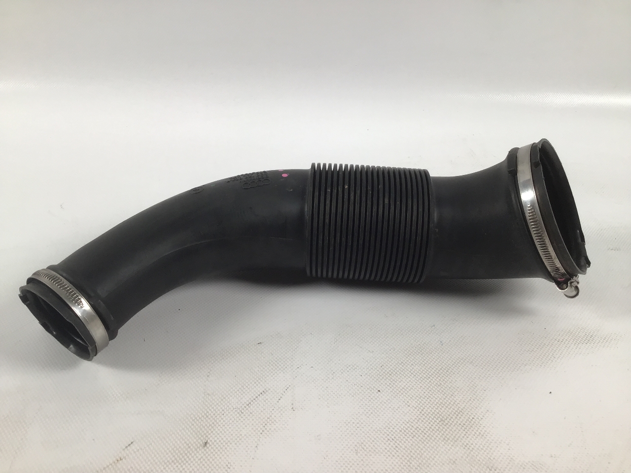 Autre pièce AUDI A8 (4H) 3.0 TDI quattro  184 kW  250 PS (07.2010-01.2018) Autre pièce AUDI A8 (4H) 3.0 TDI quattro  184 kW  250 PS (07.2010-01.2018)